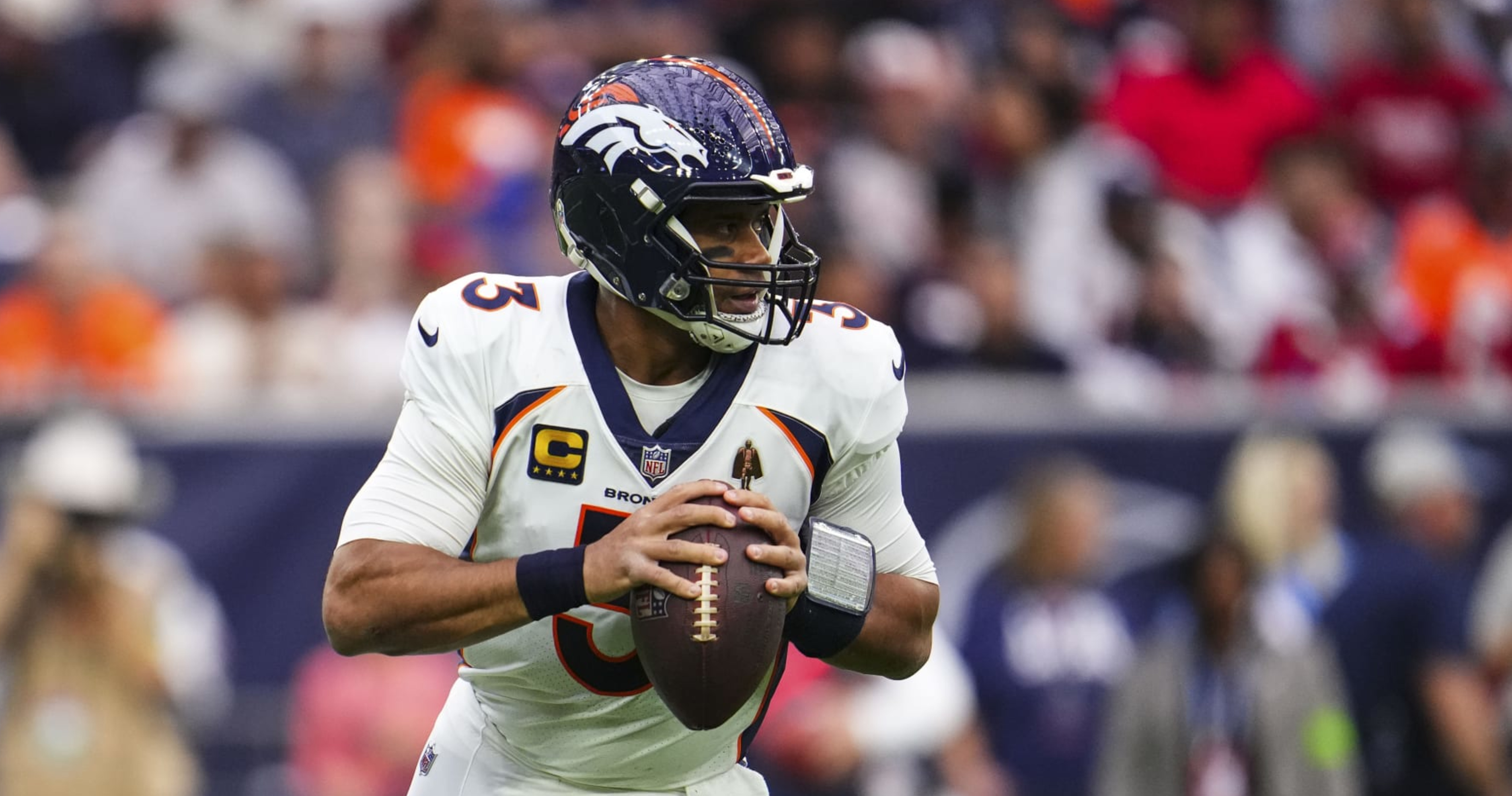 Russell Wilson's Dream 2024 Landing Spots after Broncos Benching amid Contract Rumors