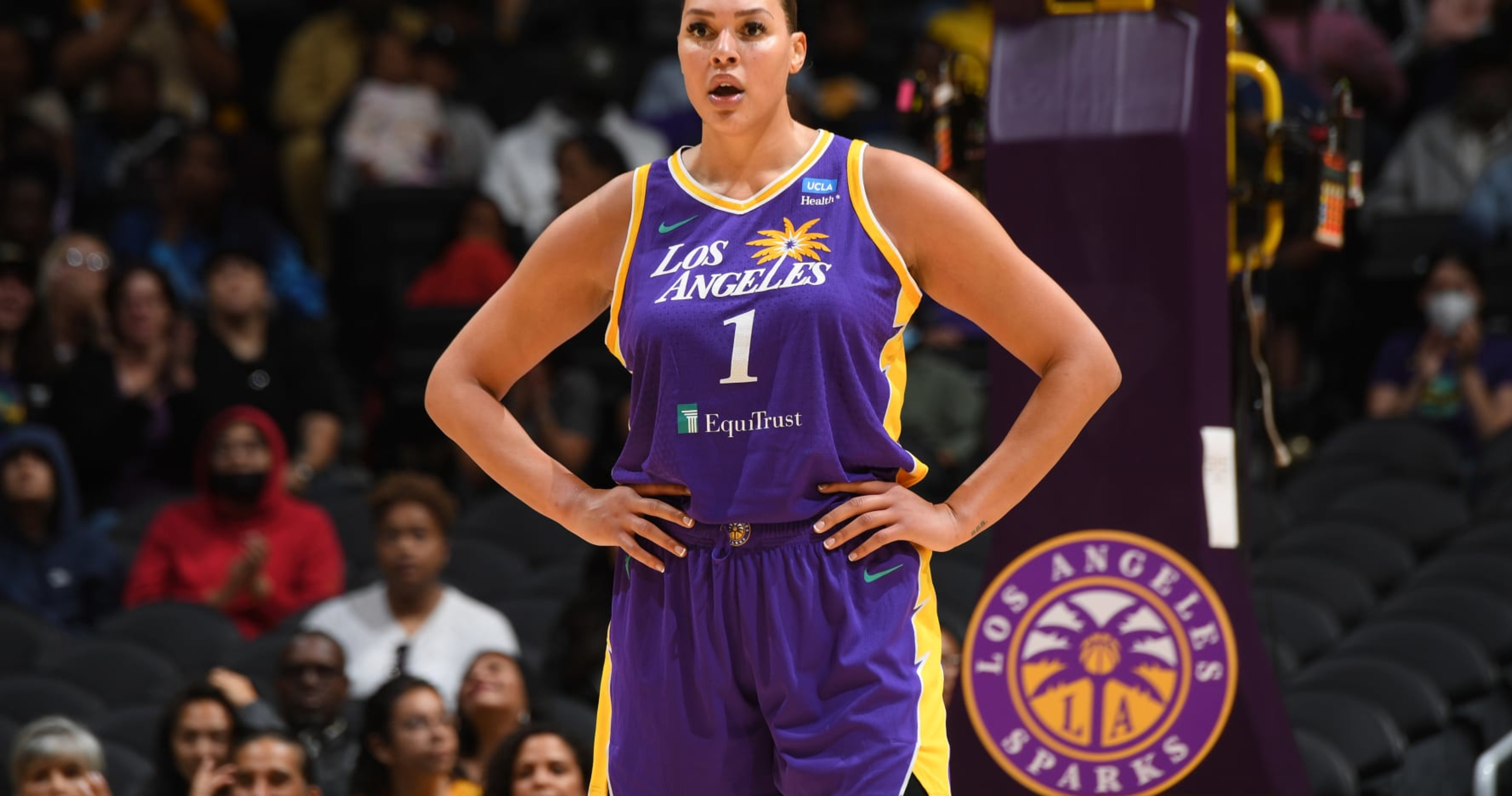 Liz Cambage Responds to Video of 2021 Australia-Nigeria Altercation  Surfacing, News, Scores, Highlights, Stats, and Rumors