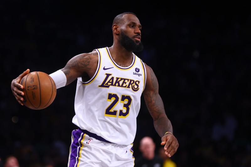 Lakers LeBron James Reacts to Joining Michael Jordan with Rare NBA Scoring Feat News Scores Highlights Stats and Rumors Bleacher Report