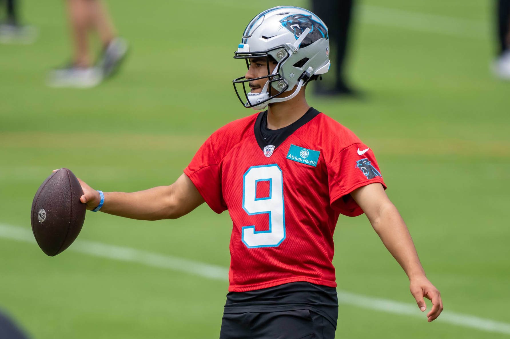 Panthers officially name No. 1 pick Bryce Young starting QB