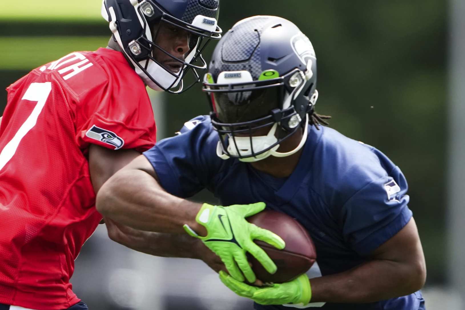 Seahawks roster moves signal CB Witherspoon likely out vs. Rams, rookie RB  McIntosh to IR