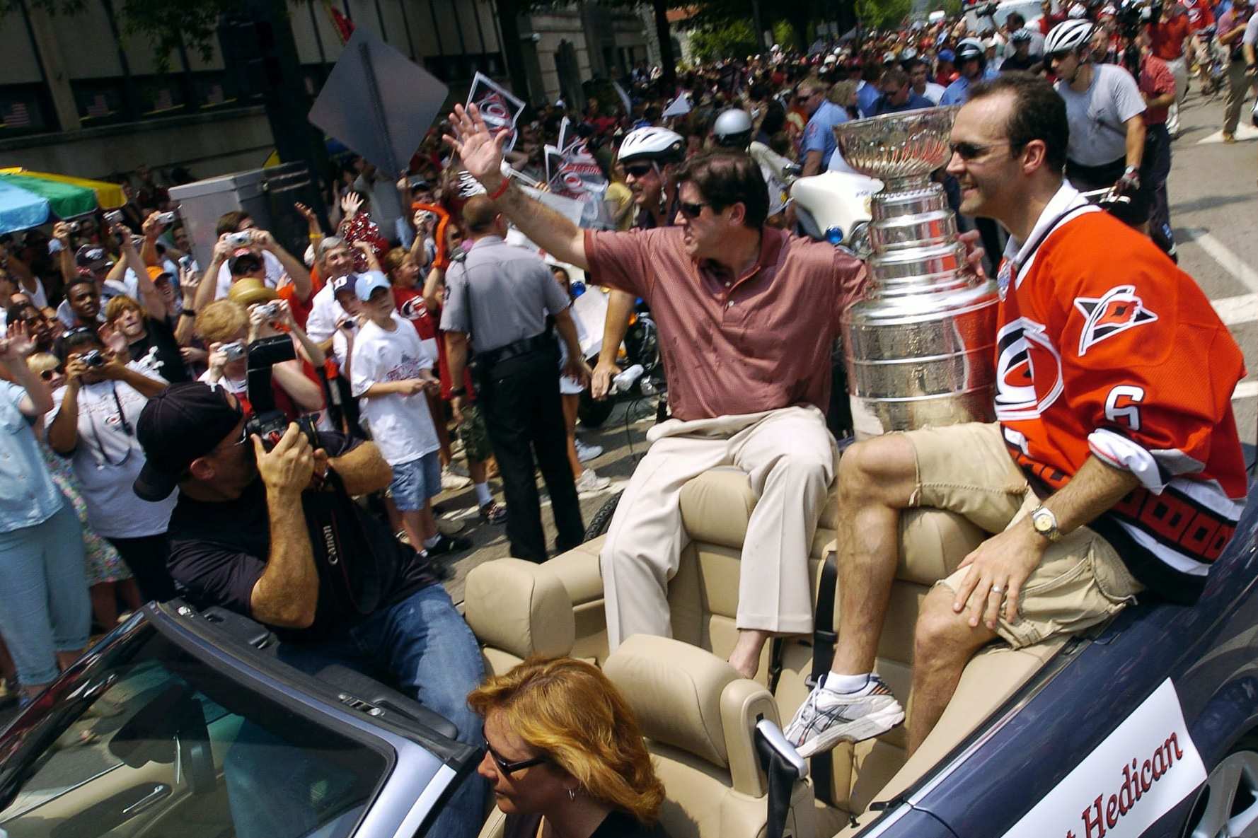 Peter Laviolette celebrates winning the Stanley Cup with the Carolina Hurricanes back in 2006.