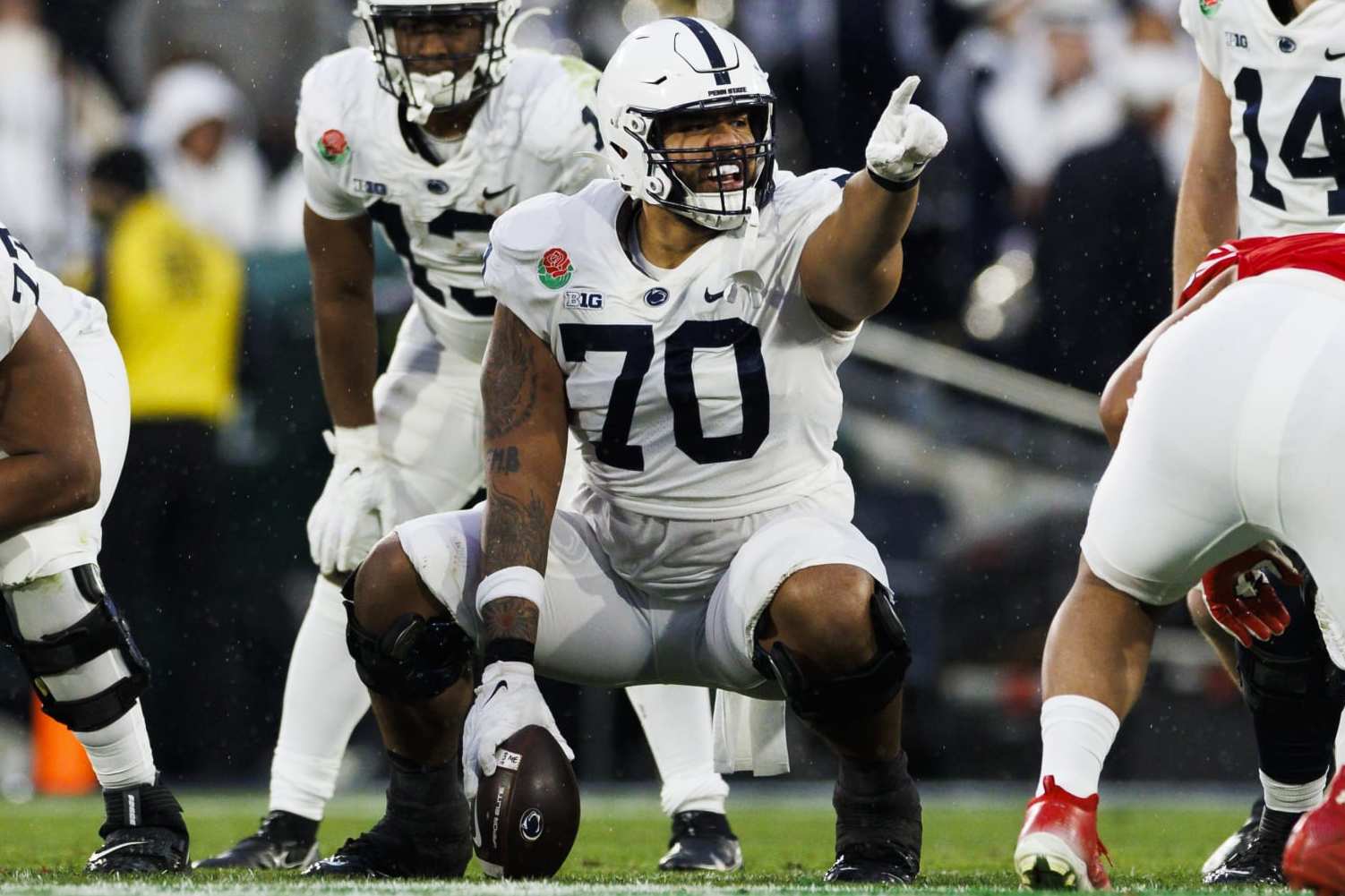 PASADENA, CA - JANUARY 02: Penn State Nittany Lions offensive lineman Juice Scruggs (70) signals during the Rose Bowl game between the Penn State Nittany Lions and the Utah Utes on January 2, 2023 at the Rose Bowl Stadium in Pasadena, CA. (Photo by Ric Tapia/Icon Sportswire via Getty Images)