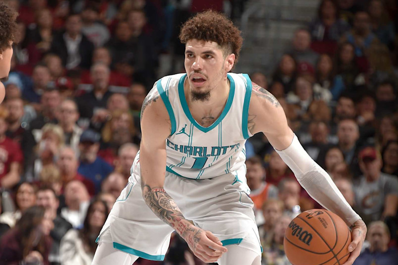 CLEVELAND, OH - NOVEMBER 17: LaMelo Ball #1 of the Charlotte Hornets dribbles the ball during the game against the Cleveland Cavaliers on November 17, 2024 at Rocket Mortgage FieldHouse in Cleveland, Ohio. NOTE TO USER: User expressly acknowledges and agrees that, by downloading and/or using this Photograph, user is consenting to the terms and conditions of the Getty Images License Agreement. Mandatory Copyright Notice: Copyright 2024 NBAE (Photo by David Liam Kyle/NBAE via Getty Images)