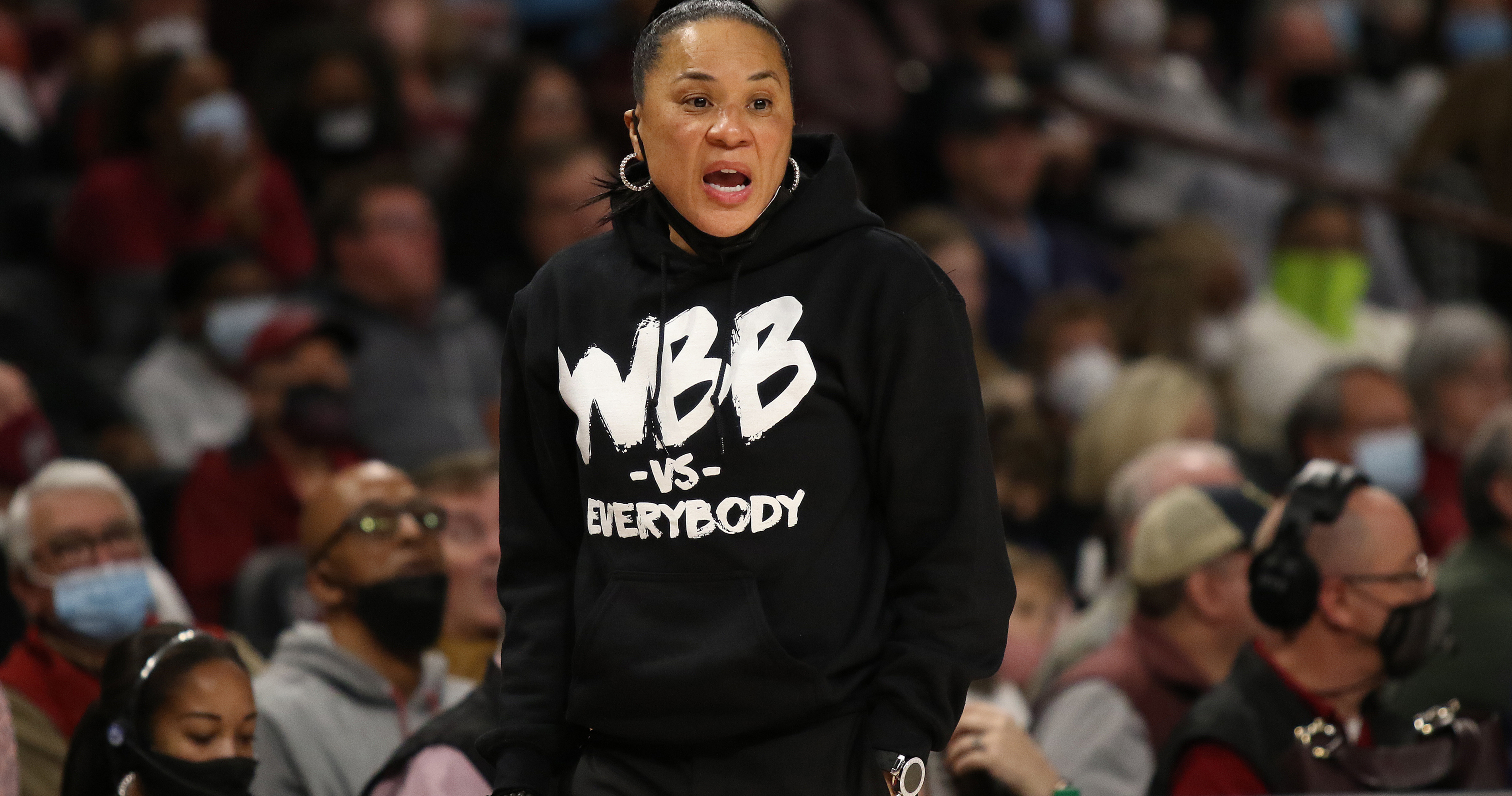 dawn staley outfit rates｜TikTok Search