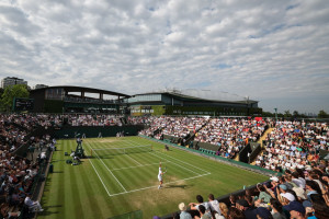 Video: Wimbledon Umpire Warns Fans Not to Pop Champagne Bottles During Serves