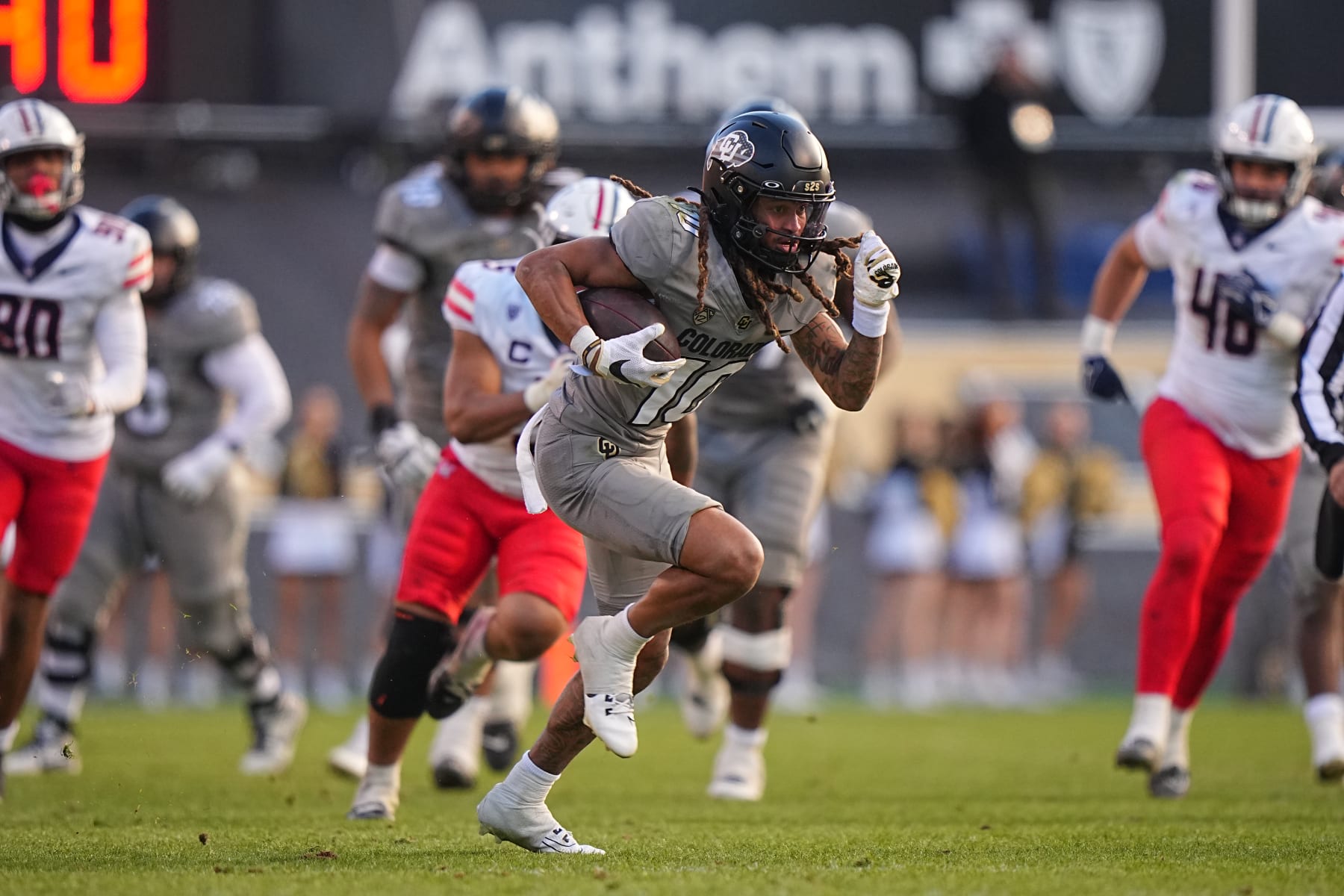 College Football: Colorado Xavier Weaver (10) in action, runs with the football vs Arizona at Folsom Field.
Boulder, CO 11/11/2023
CREDIT: Erick W. Rasco (Photo by Erick W. Rasco/Sports Illustrated via Getty Images)
(Set Number: X164462)
