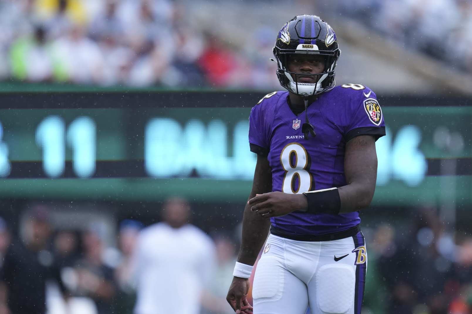 Adam Schefter on X: Ravens' QB Lamar Jackson suffered a sprained