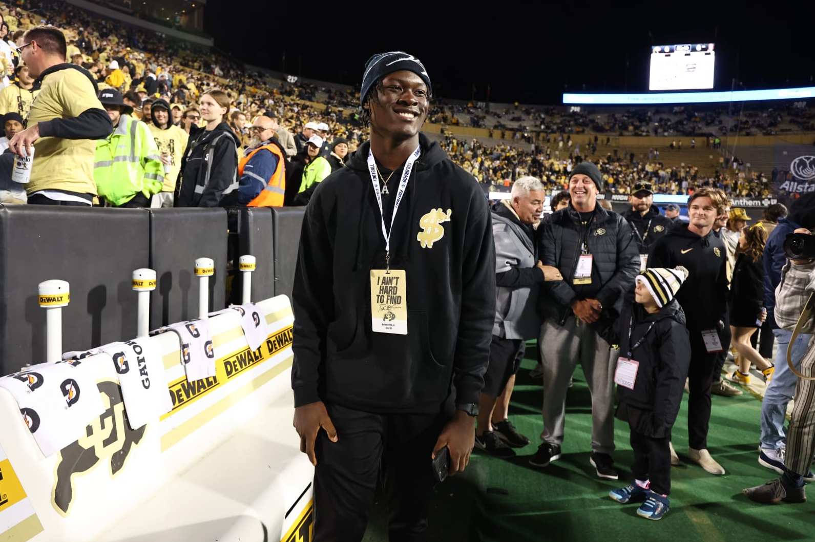 College Football: Football recruit Antwann Hill looks on from the sideline during the Colorado vs Stanford game at Folsom Field. 
Boulder, CO 10/13/2023 
CREDIT: Jamie Schwaberow (Photo by Jamie Schwaberow/Sports Illustrated via Getty Images) 
(Set Number: X164442)