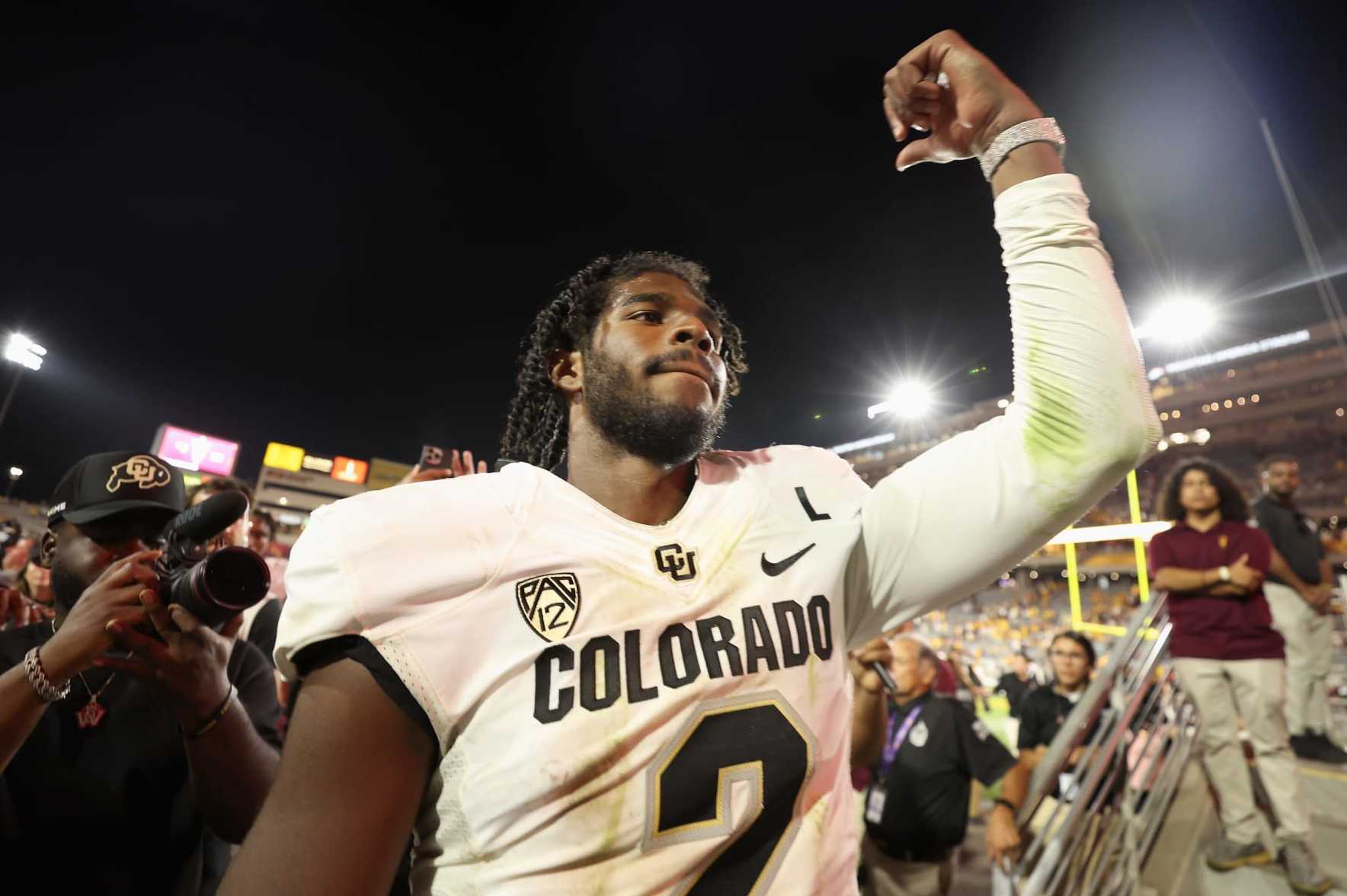 UH football: Cougars to wear Oilers-inspired uniforms for opener