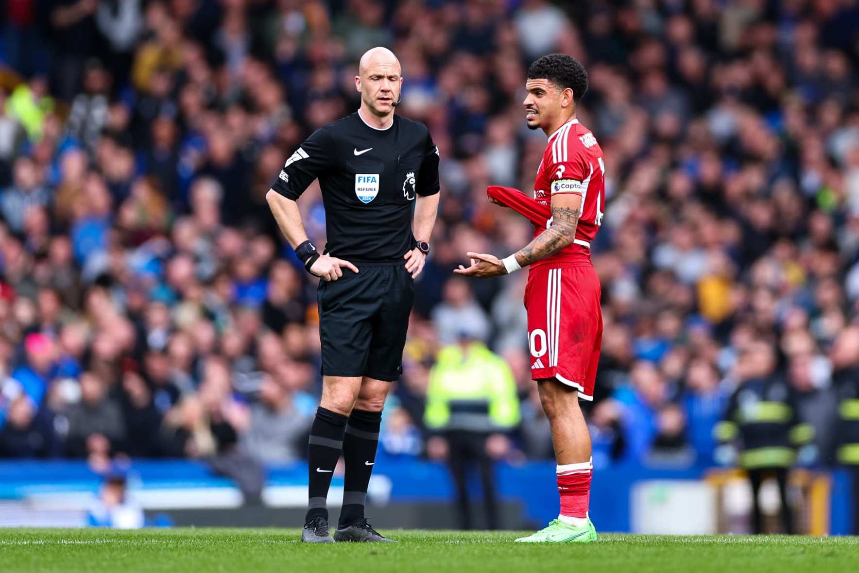 LIVERPOOL, ENGLAND - APRIL 21: A dejected Morgan Gibbs-White of Nottingham Forest during the Premier League match between Everton FC and Nottingham Forest at Goodison Park on April 21, 2024 in Liverpool, England.(Photo by Robbie Jay Barratt - AMA/Getty Images)