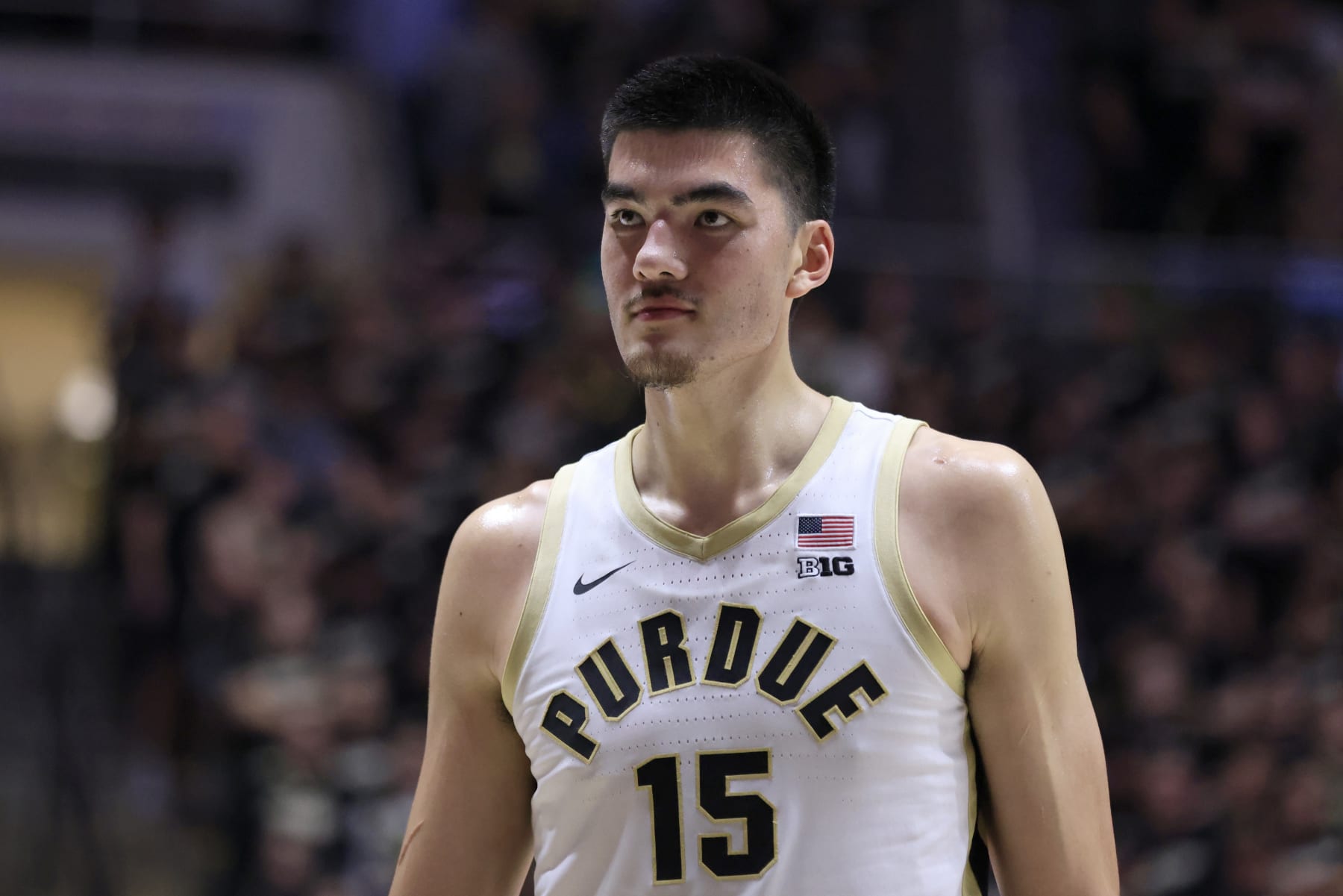 Purdue's Zach Edey Talks Diet, Weight Loss to Prepare for CBB Season