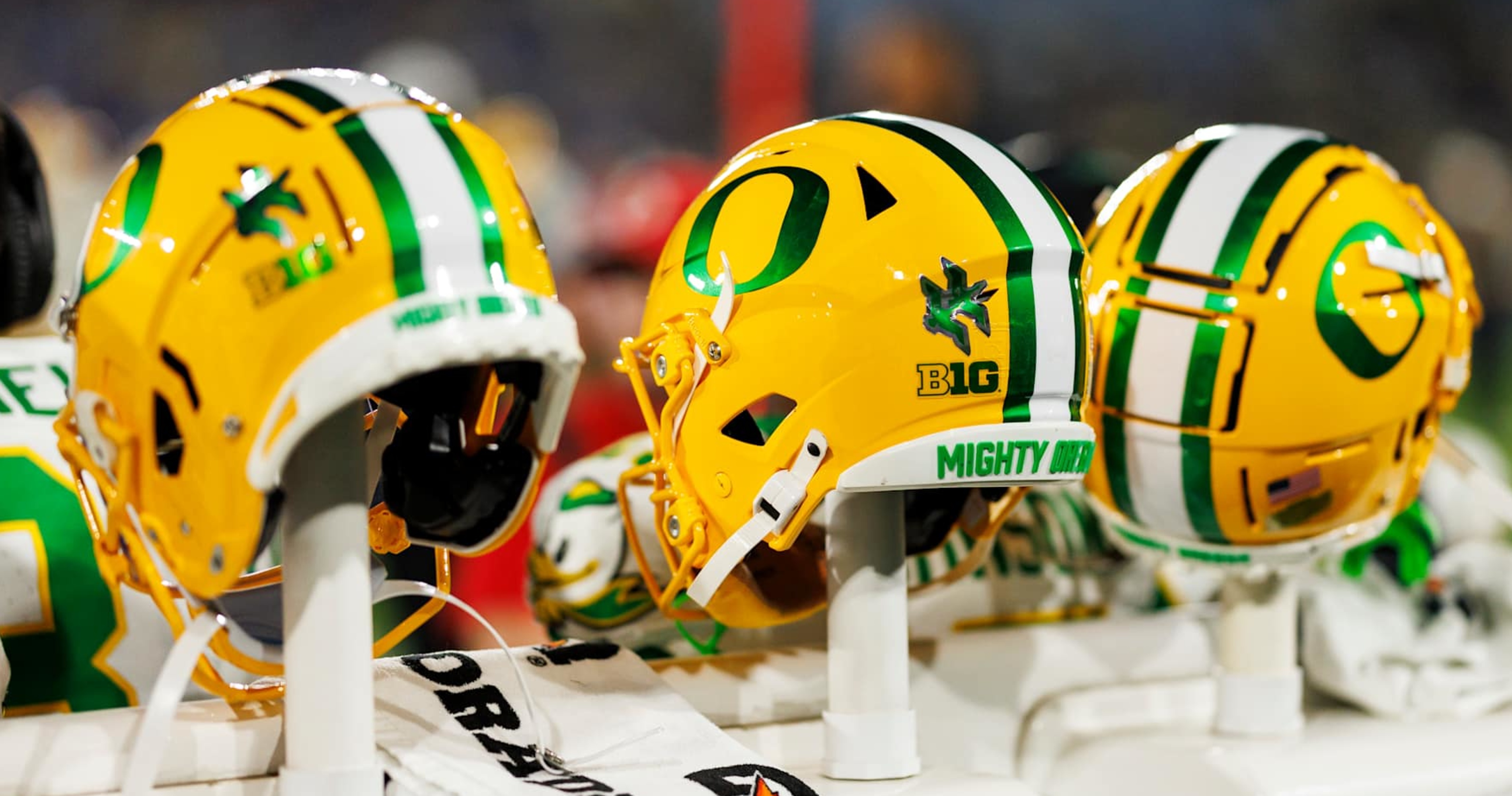 Photo Oregon Releases Special Edition Kobe VI UO PE Cleats for Rose
