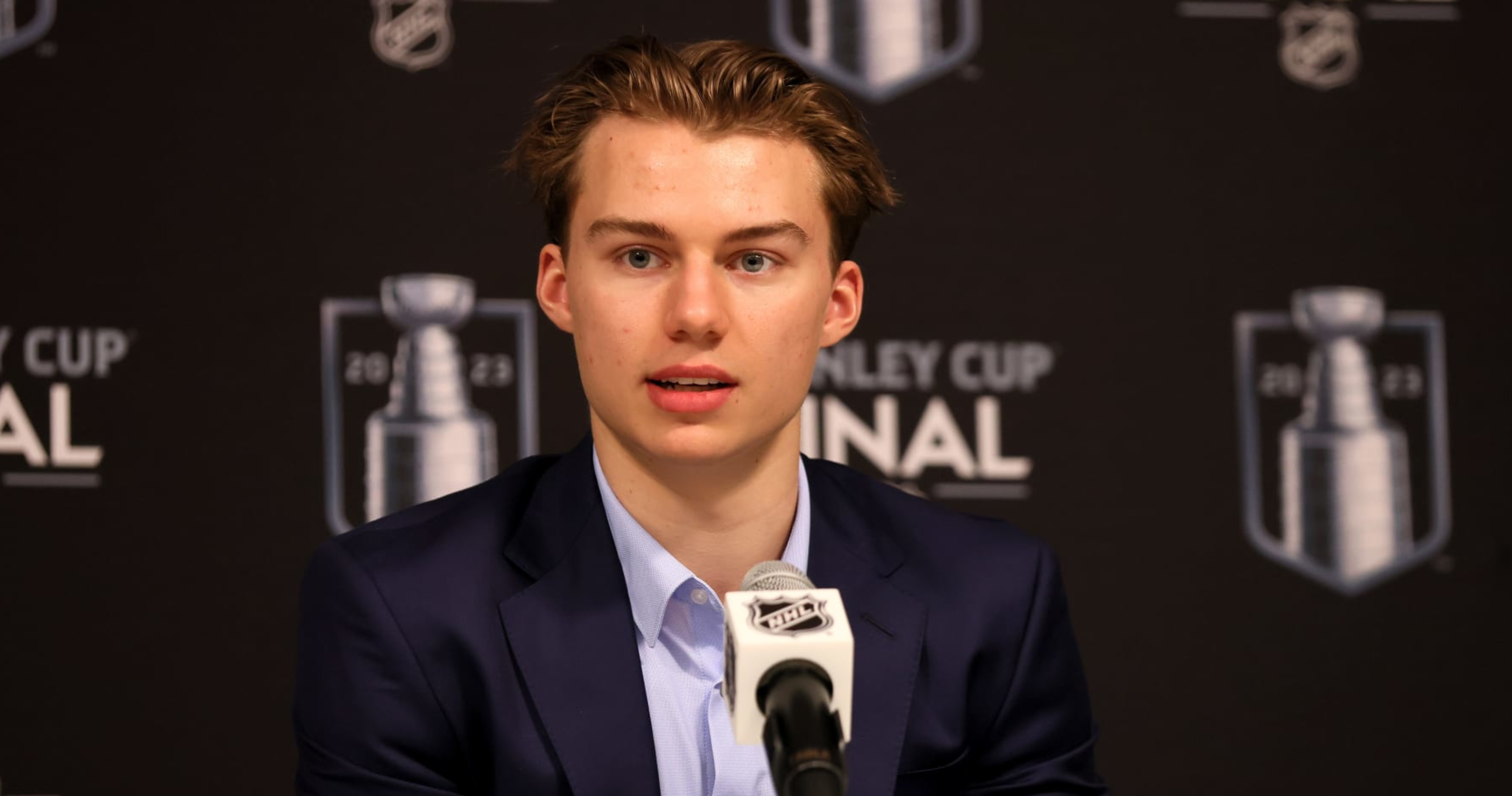 Connor Bedard Named IIHF Male Player of the Year Ahead of 2023 NHL