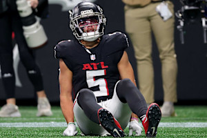 Quentin Johnston, Josh Palmer, Top Waiver-Wire WRs After Drake London, Olave Injuries