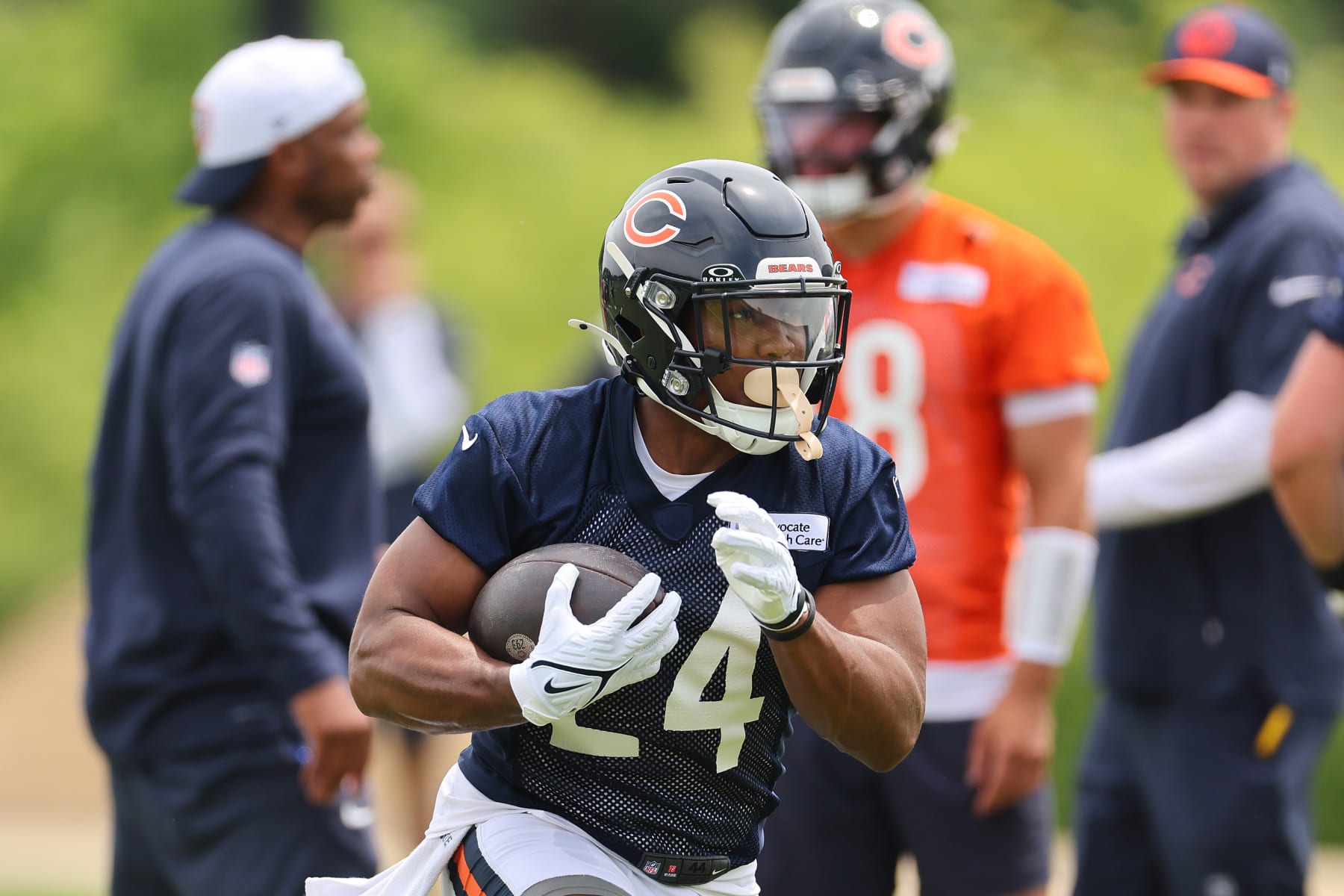LAKE FOREST, ILLINOIS - JUNE 04: Khalil Herbert #24 of the Chicago Bears takes part in a drill during Chicago Bears Minicamp at Halas Hall on June 04, 2024 in Lake Forest, Illinois. (Photo by Michael Reaves/Getty Images)