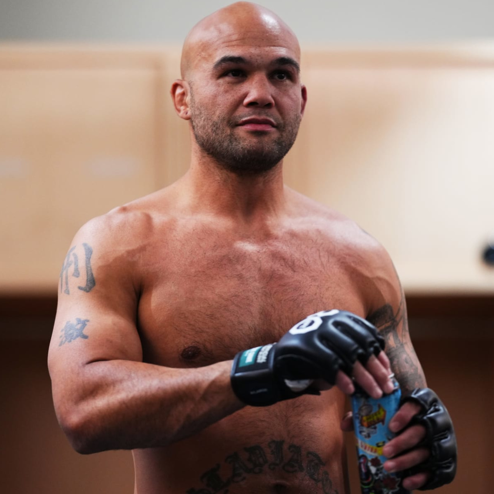 Lawler ufc online