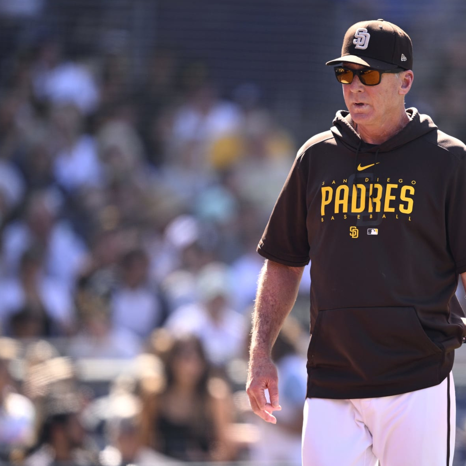 Bob Melvin's pending status hangs over everything as Padres enter