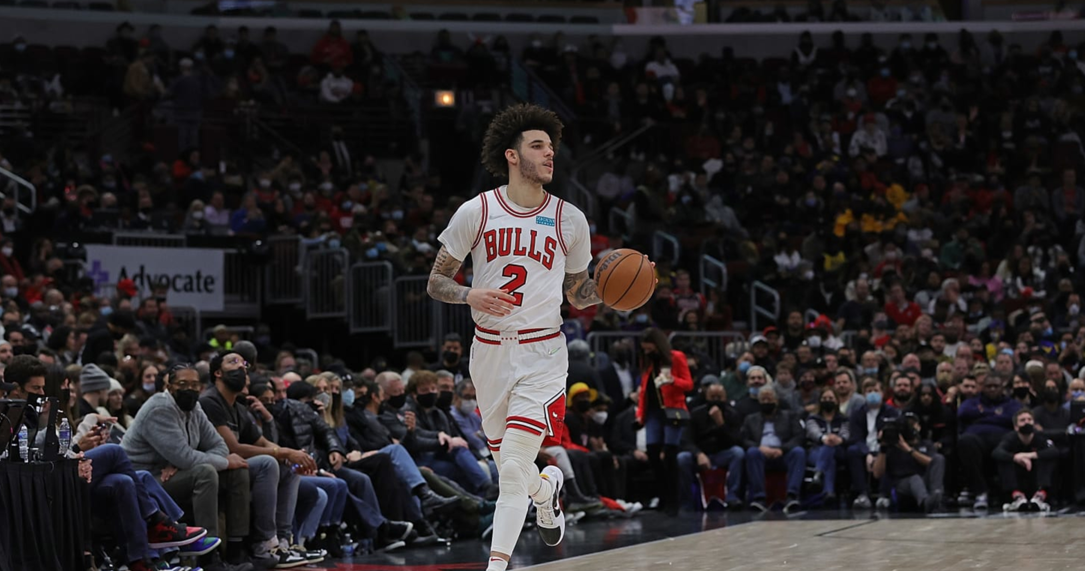 Bulls' Lonzo Ball to Have Surgery on Knee Injury; Will Be Re-Evaluated in 4-6 We..