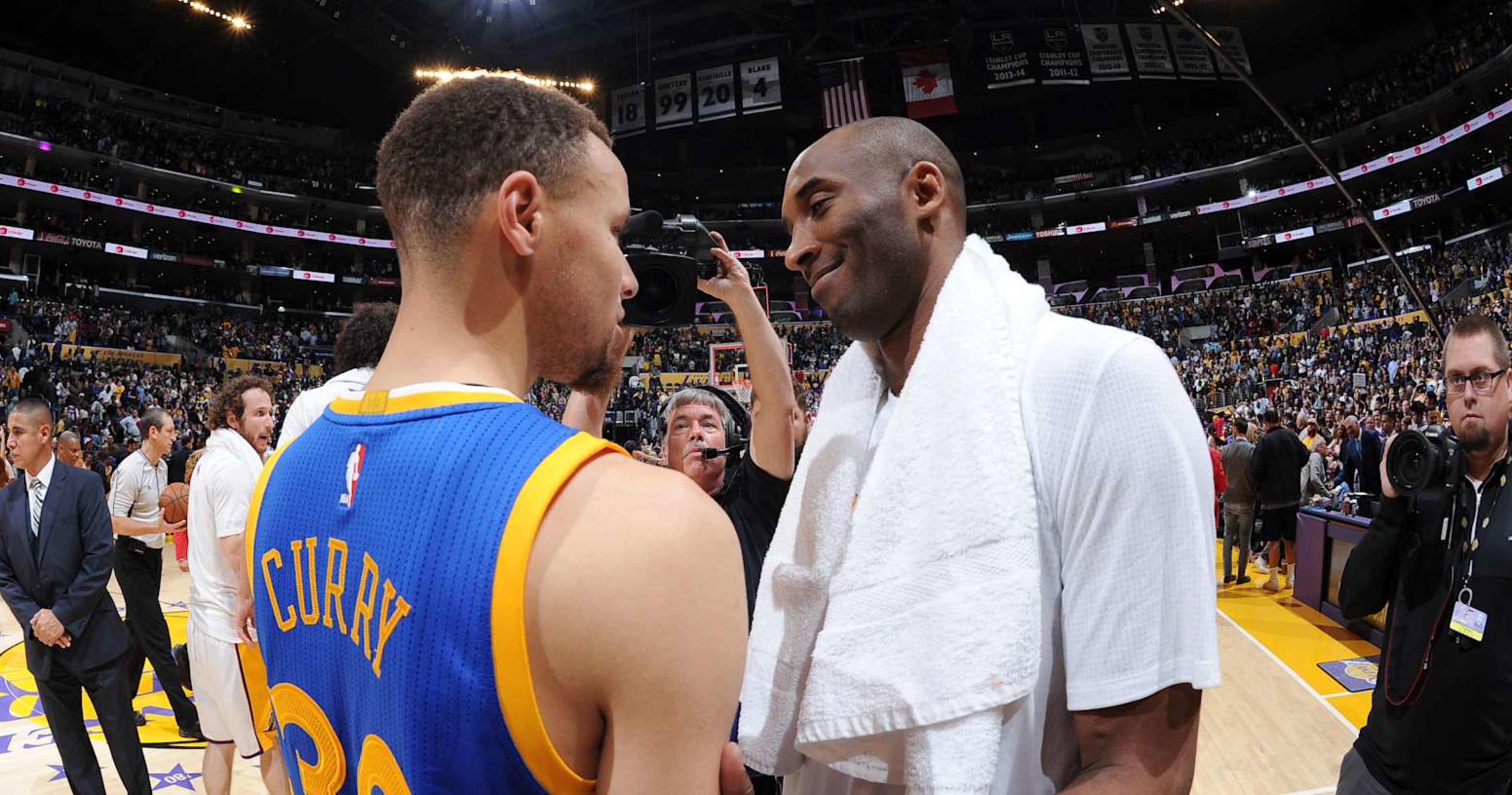 Steph Curry: Kobe Bryant ‘Was an Unbelievable Role Model’ for Women’s Basketball