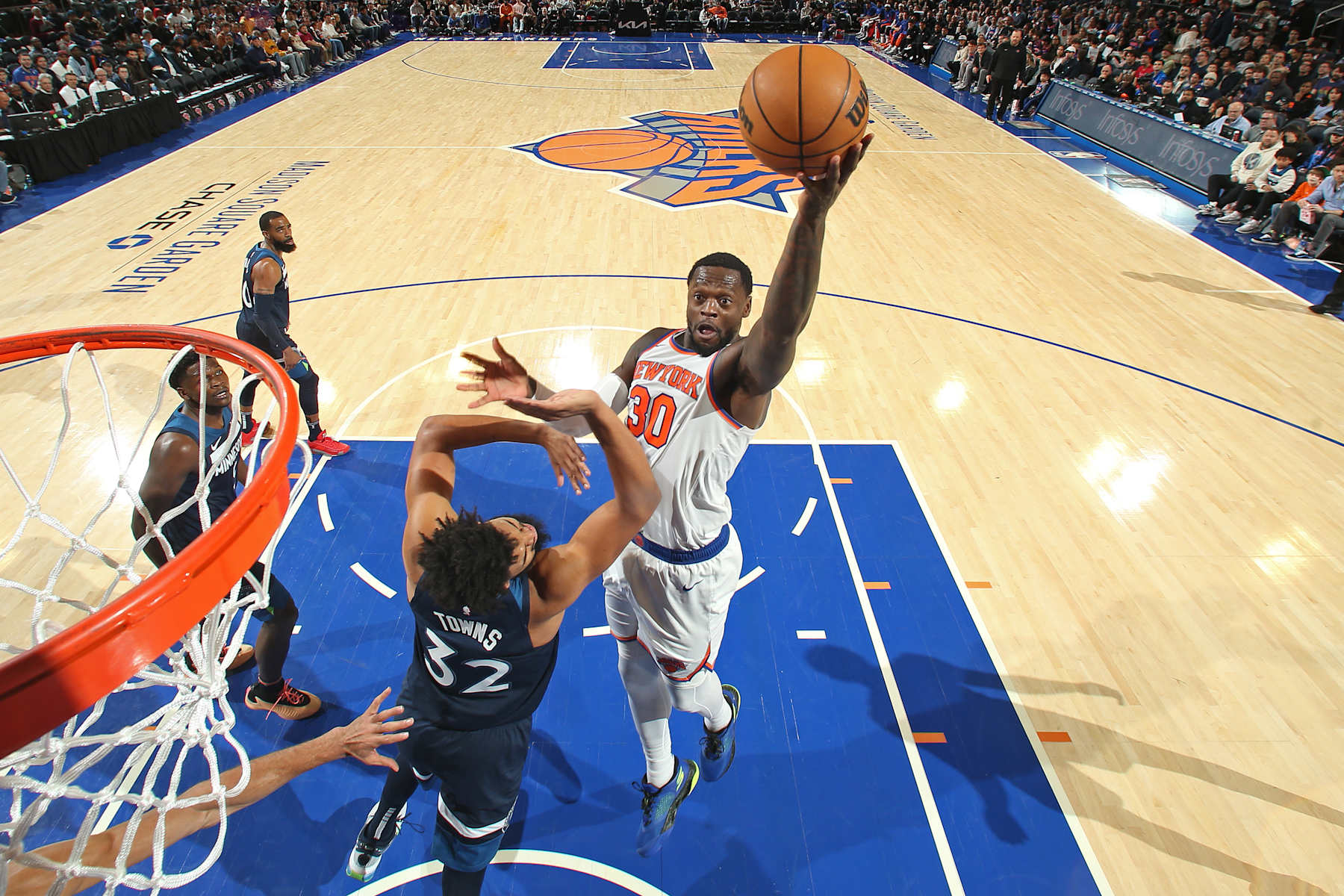 NEW YORK, NY - JANUARY 1: Julius Randle #30 of the New York Knicks drives to the basket during the game against the Minnesota Timberwolves on January 1, 2024 at Madison Square Garden in New York City, New York.  NOTE TO USER: User expressly acknowledges and agrees that, by downloading and or using this photograph, User is consenting to the terms and conditions of the Getty Images License Agreement. Mandatory Copyright Notice: Copyright 2024 NBAE  (Photo by Nathaniel S. Butler/NBAE via Getty Images)