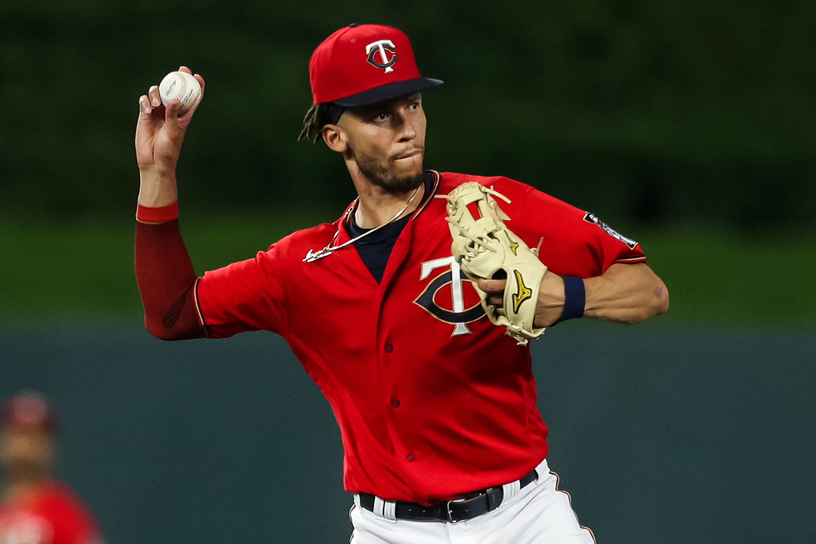 Twins sign Andrelton Simmons to one-year deal - Sports Illustrated