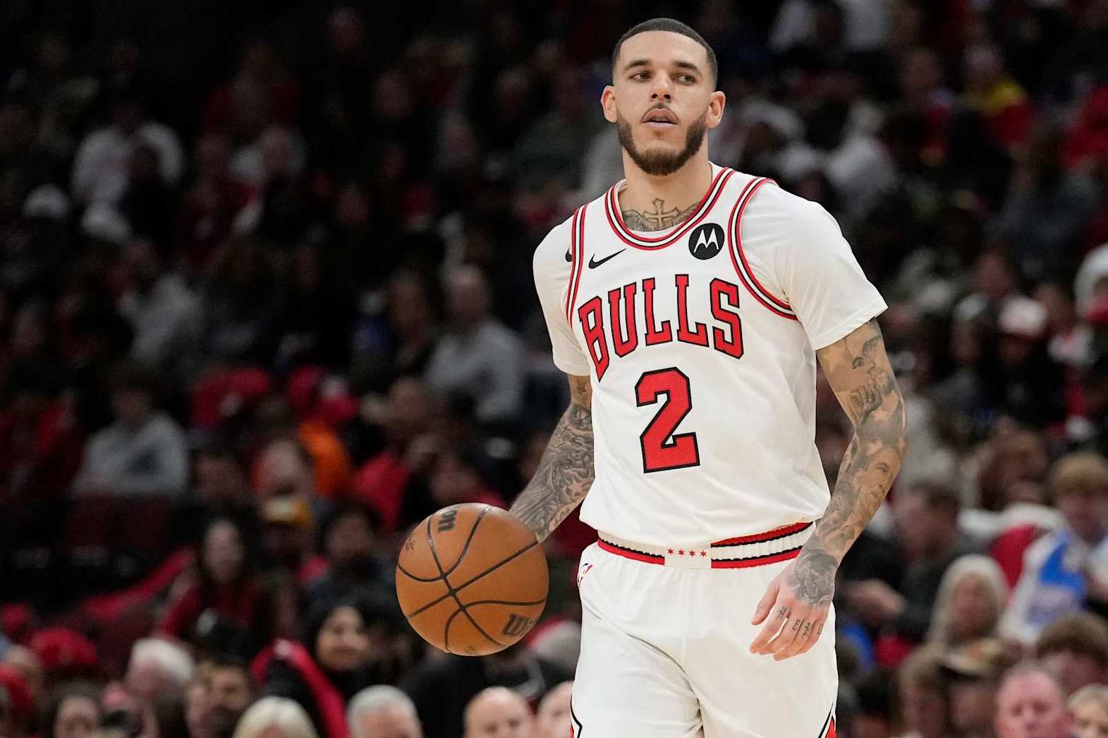 CHICAGO, ILLINOIS - OCTOBER 26: Lonzo Ball #2 of the Chicago Bulls dribbles the ball against the Oklahoma City Thunder in the third quarter during a game at the United Center on October 26, 2024 in Chicago, Illinois. NOTE TO USER: User expressly acknowledges and agrees that, by downloading and or using this photograph, User is consenting to the terms and conditions of the Getty Images License Agreement. (Photo by Patrick McDermott/Getty Images)