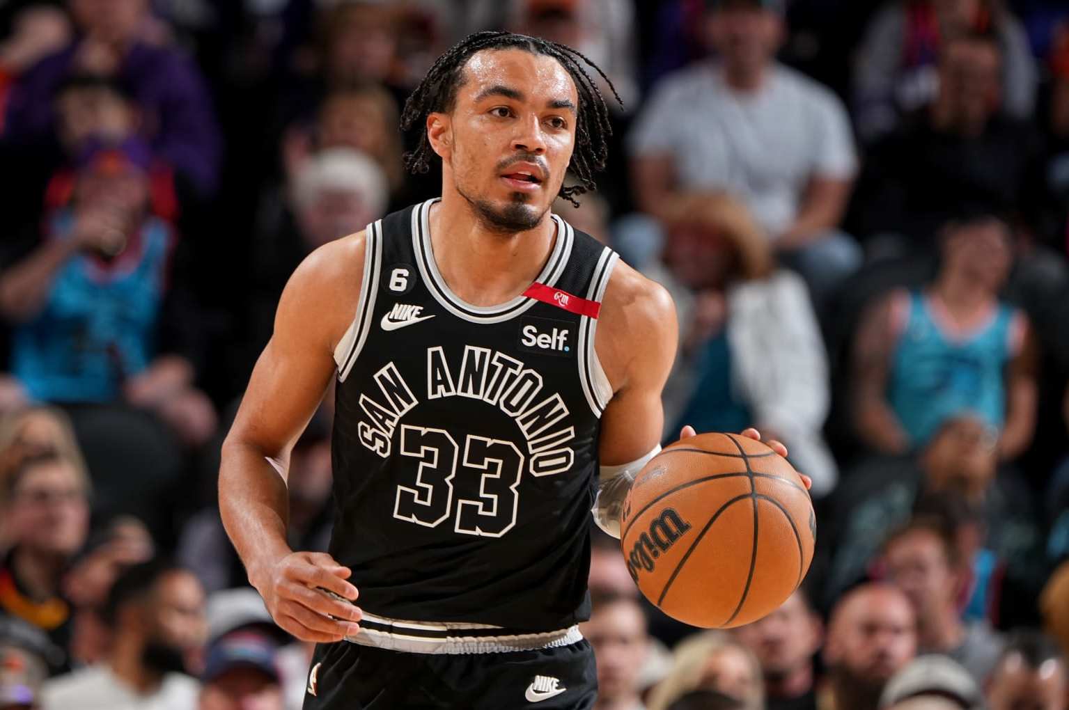 Tre Jones resigns with the Spurs on two-year, $20 million contract -  Pounding The Rock