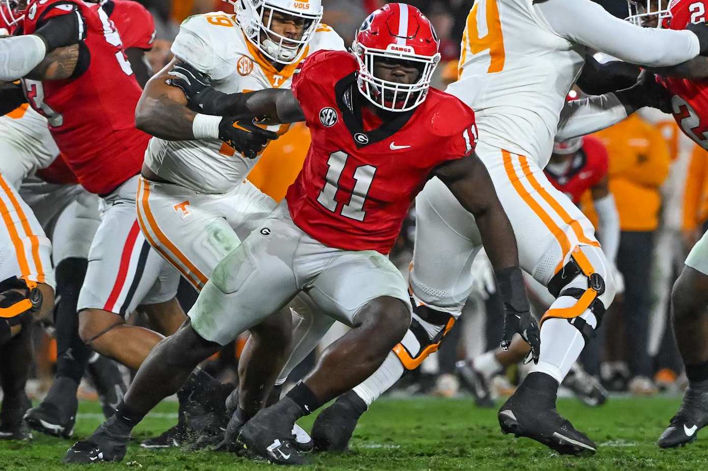 ATHENS, GA - NOVEMBER 16: Georgia Bulldogs linebacker Jalon Walker (11) during the college football game between the Tennessee Volunteers and the Georgia Bulldogs on November 16, 2024, on Dooley Field at Sanford Stadium in Athens, GA. (Photo by John Adams/Icon Sportswire via Getty Images)