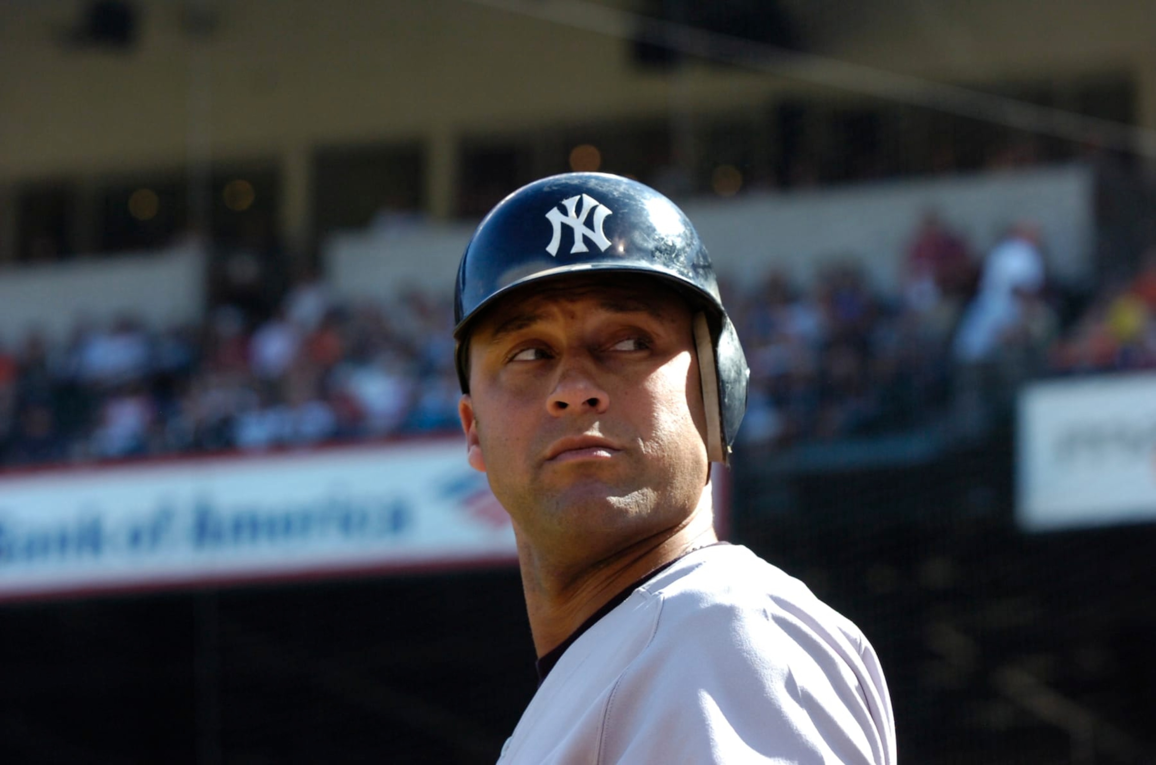 New York Yankees shortstop Derek Jeter (2) in action against the Baltimore Orioles. The Yankees defeated the Orioles 10-4 to end the regular season at Camden Yards in Baltimore, MD. (Photo by Mark Goldman /Icon SMI/Icon Sport Media via Getty Images)