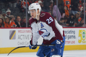 Avalanche unveil 2022 Stanley Cup rings, featuring 669 diamonds