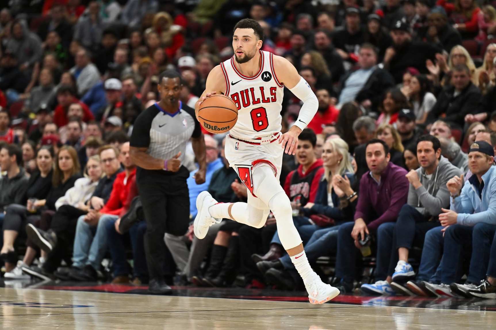 CHICAGO, ILLINOIS - NOVEMBER 15:  Zach Lavine #8 of the Chicago Bulls controls the ball against the Orlando Magic on November 15, 2023 at United Center in Chicago, Illinois.   NOTE TO USER: User expressly acknowledges and agrees that, by downloading and or using this photograph, User is consenting to the terms and conditions of the Getty Images License Agreement.  (Photo by Jamie Sabau/Getty Images)
