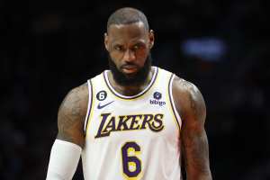 LeBron James on Lakers Trade Rumors: 'Y'all Know What the F--k Should Be  Happening', News, Scores, Highlights, Stats, and Rumors