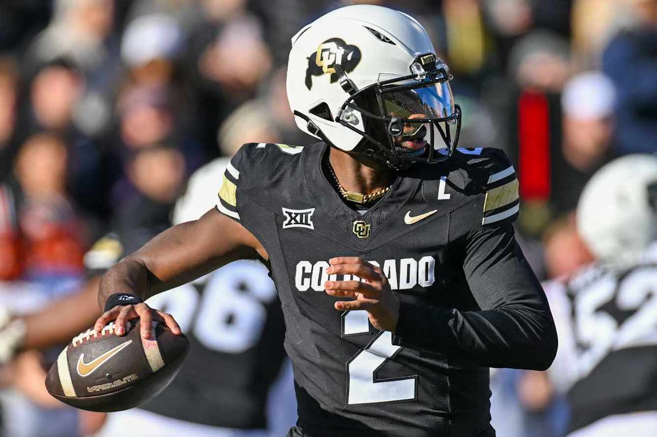 Colorado Buffaloes quarterback Shedeur Sanders
