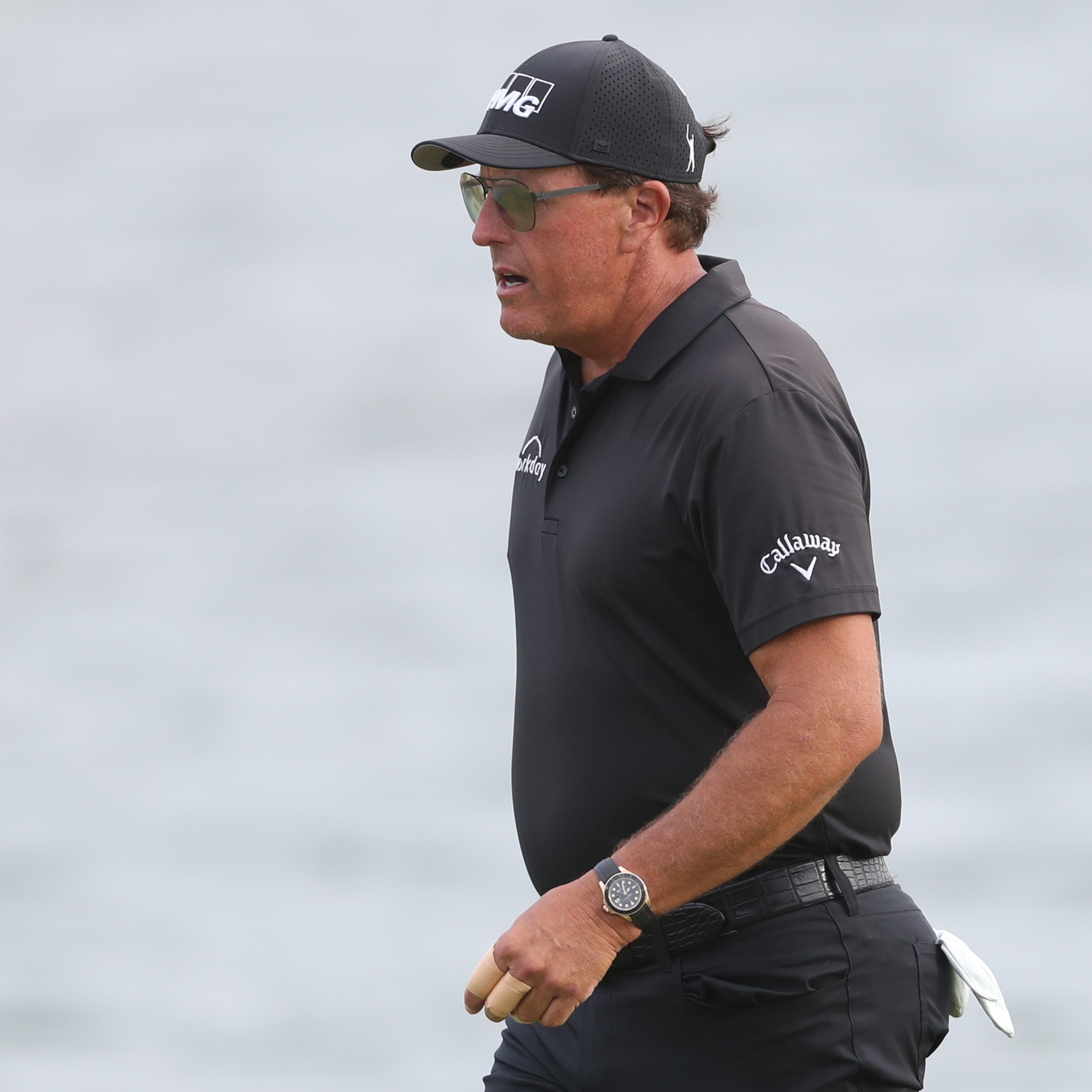 Phil Mickelson Signs LIV Golf Contract Reportedly Worth Approximately $200M