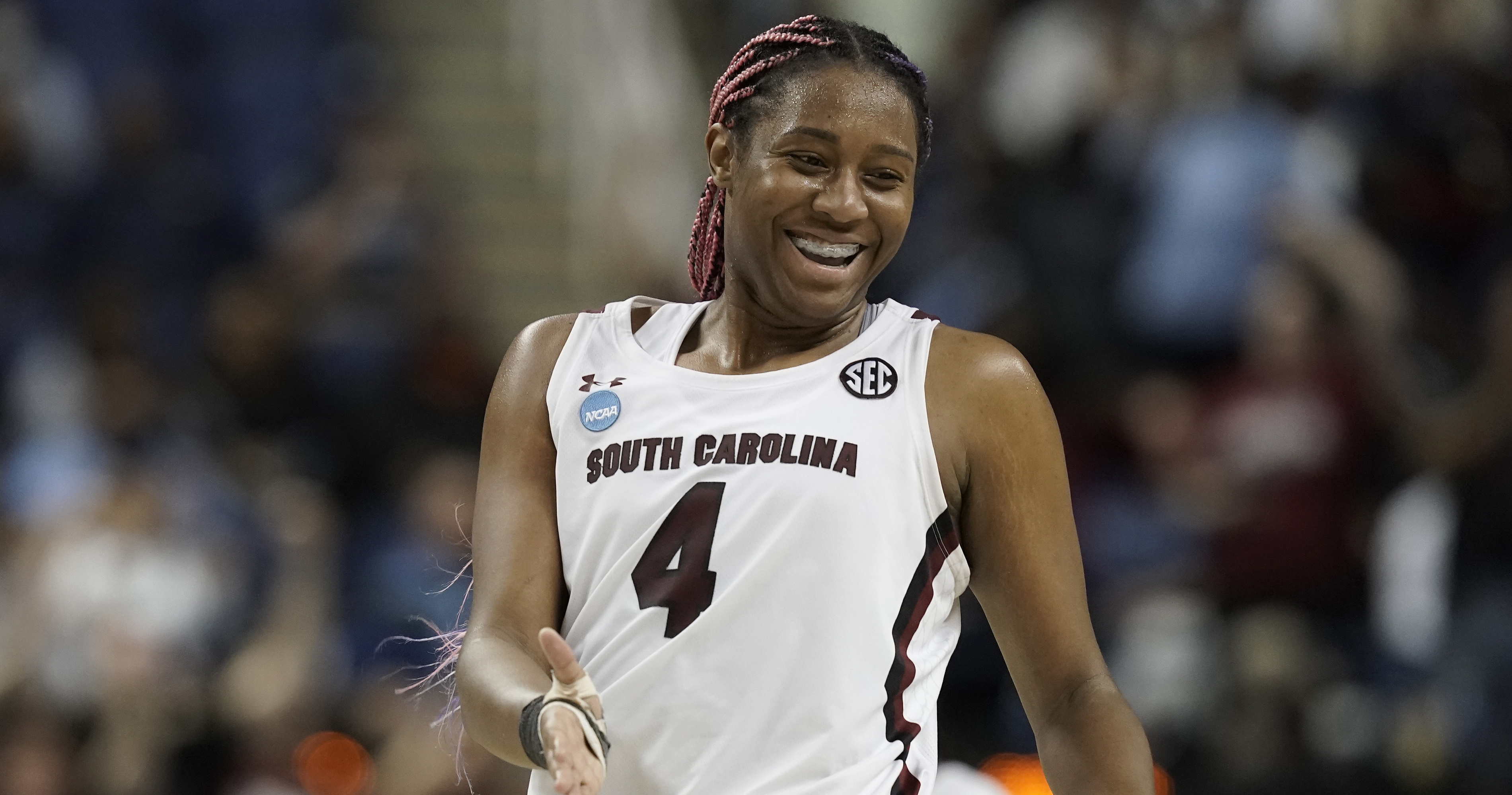 South Carolina's Aliyah Boston Named 2022 Naismith Women's Player of ...