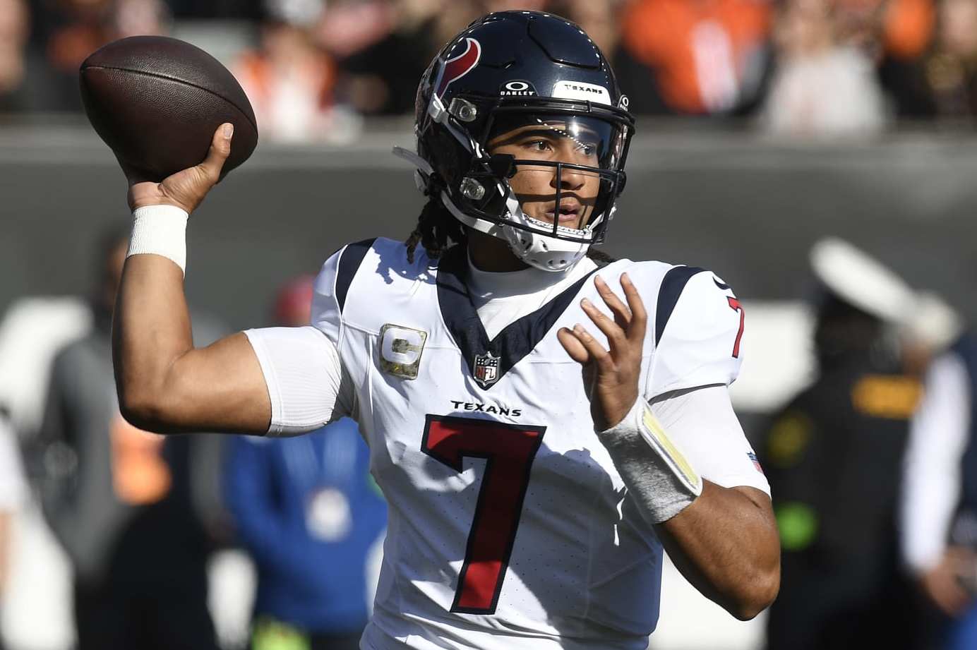 CINCINNATI, OH - NOVEMBER 12: Houston Texans Quarterback C.J. Stroud (7) passes during the NFL football game between the Houston Texans and the Cincinnati Bengals on November 12, 2023, at Paycor Stadium in Cincinnati, Ohio. (Photo by Michael Allio/Icon Sportswire via Getty Images) CINCINNATI, OH - NOVEMBER 12: Houston Texans Quarterback C.J. Stroud (7) passes during the NFL football game between the Houston Texans and the Cincinnati Bengals on November 12, 2023, at Paycor Stadium in Cincinnati, Ohio. (Photo by Michael Allio/Icon Sportswire via Getty Images)