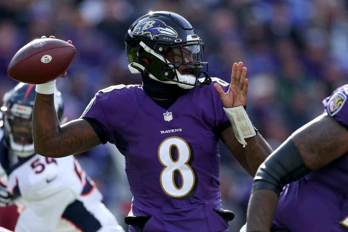 Lamar Jackson trade request: Five landing spots include staying with Ravens  - Sports Illustrated