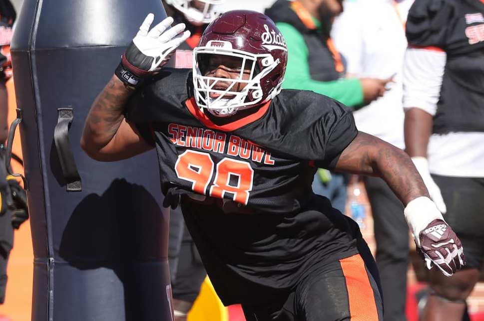 MOBILE, AL - JANUARY 31: American defensive lineman Jaden Crumedy of Mississippi State (98) during the American Team practice for the Reese's Senior Bowl on January 31, 2024 at Hancock Whitney Stadium in Mobile, Alabama. (Photo by Michael Wade/Icon Sportswire via Getty Images)