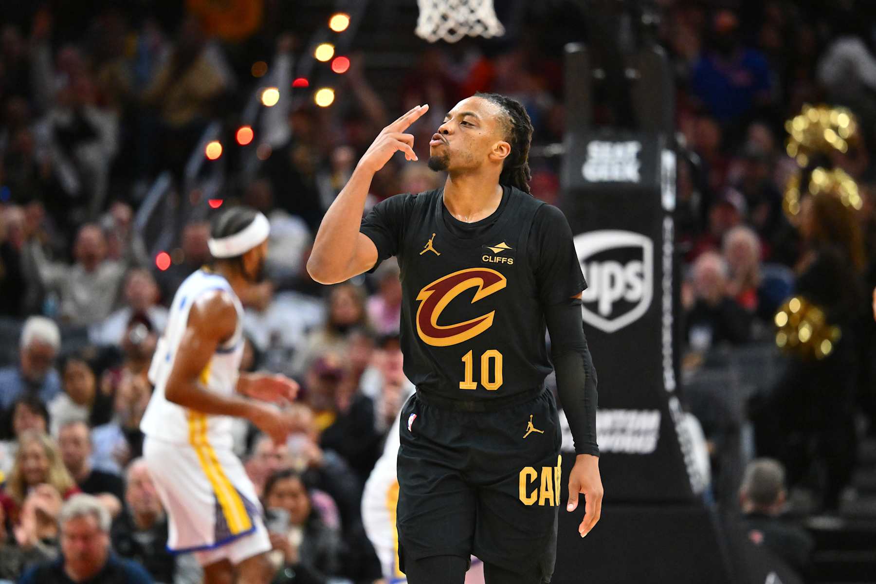 CLEVELAND, OHIO - NOVEMBER 08: Darius Garland #10 of the Cleveland Cavaliers celebrates after scoring during the fourth quarter against the Golden State Warriors at Rocket Mortgage Fieldhouse on November 08, 2024 in Cleveland, Ohio. The Cavaliers defeated the Warriors 136-117. NOTE TO USER: User expressly acknowledges and agrees that, by downloading and or using this photograph, User is consenting to the terms and conditions of the Getty Images License Agreement. (Photo by Jason Miller/Getty Images)