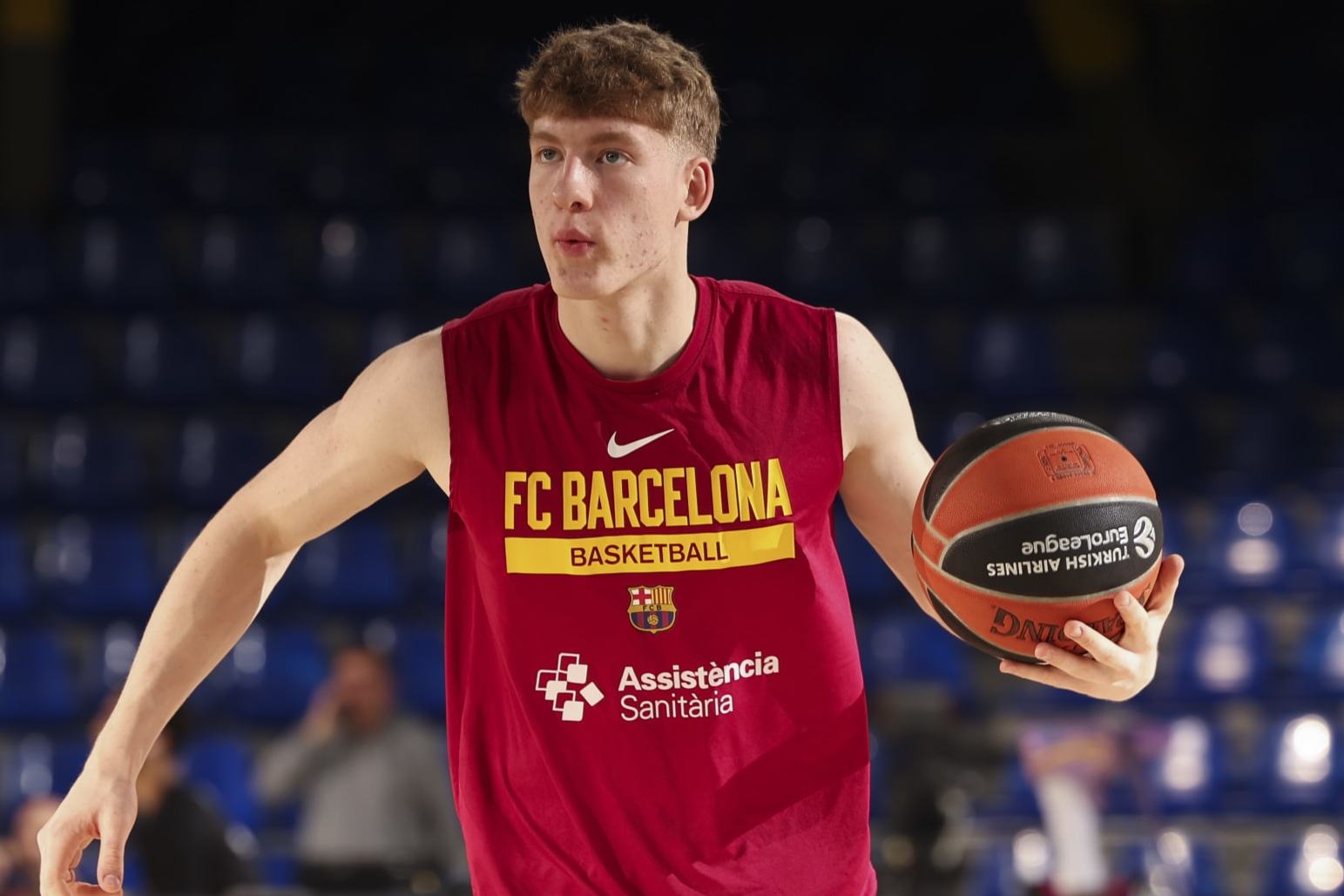 BARCELONA, SPAIN - JANUARY 05: Kasparas Jakucionis, #43 of FC Barcelona warm up prior the Turkish Airlines EuroLeague Regular Season Round 19 match between FC Barcelona and Baskonia Vitoria Gasteiz at Palau Blaugrana on January 05, 2024 in Barcelona, Spain. (Photo by Rodolfo Molina/Euroleague Basketball via Getty Images)
