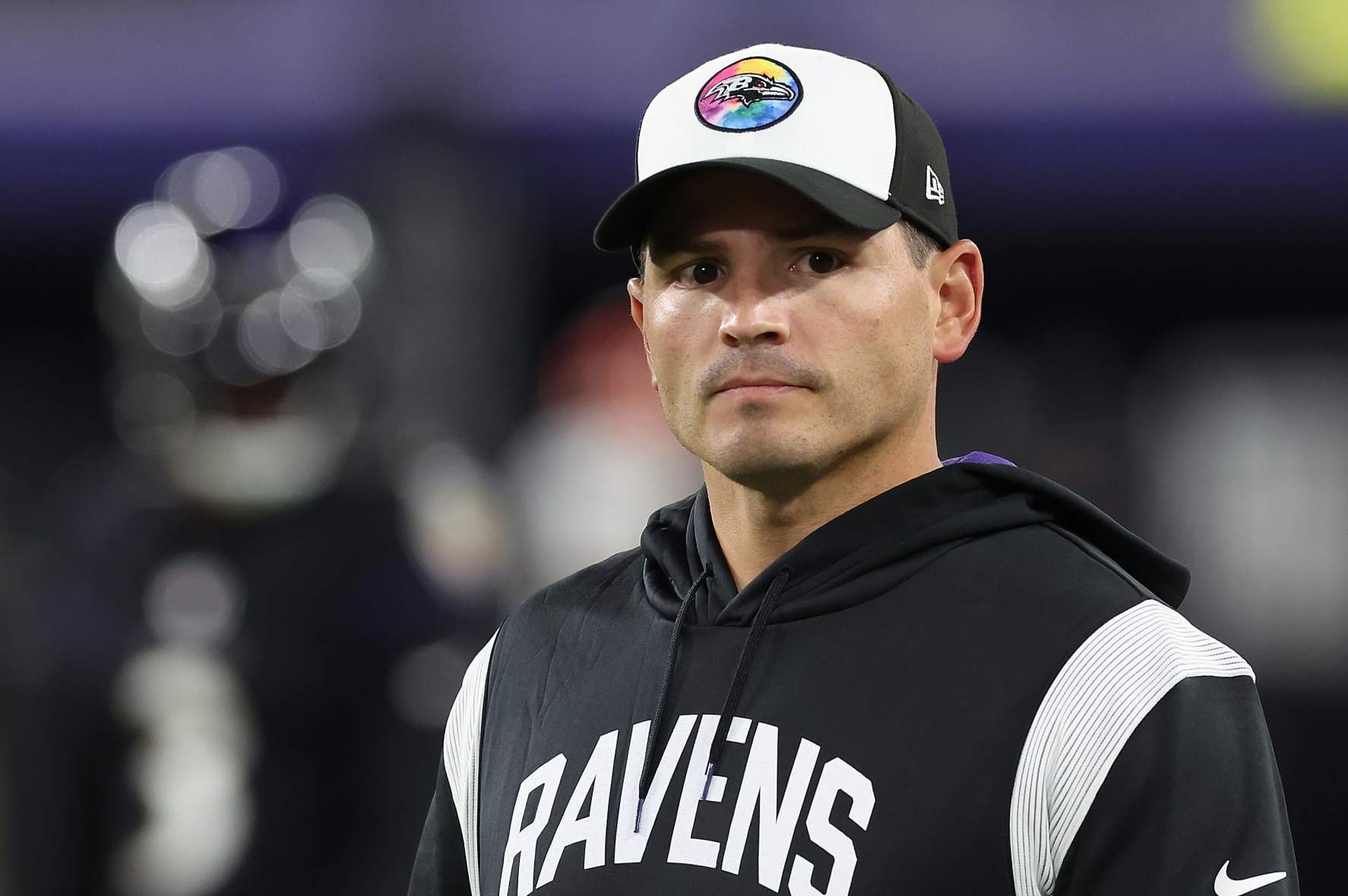BALTIMORE, MARYLAND - OCTOBER 09: Defensive coordinator Mike Macdonald of the Baltimore Ravens looks on during pregame warmups prior to facing the Cincinnati Bengals at M&T Bank Stadium on October 09, 2022 in Baltimore, Maryland. (Photo by Todd Olszewski/Getty Images)