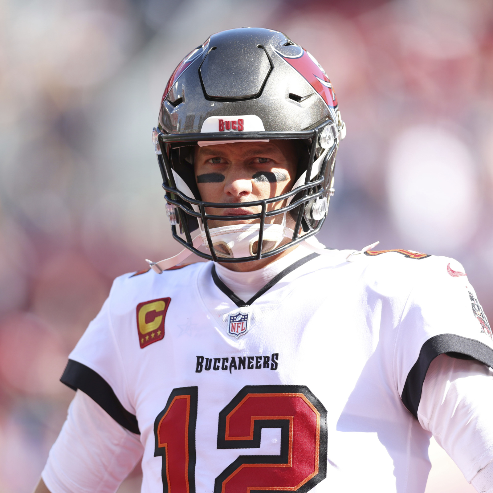 Tom Brady, Tampa Bay Buccaneers agree to extension - ESPN