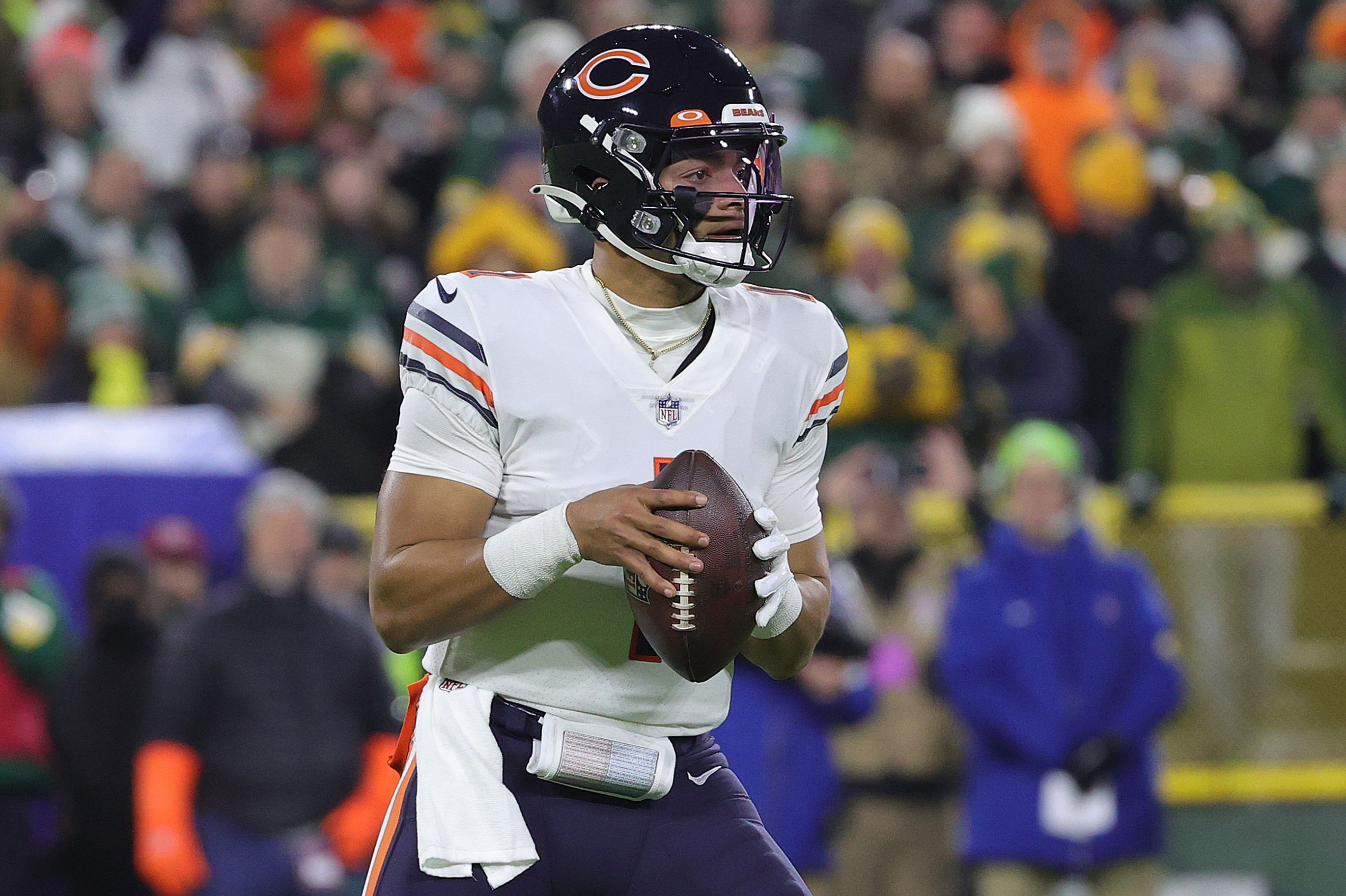 Chicago Bears 2021 Draft: Ryan Pace talks Justin Fields - Windy