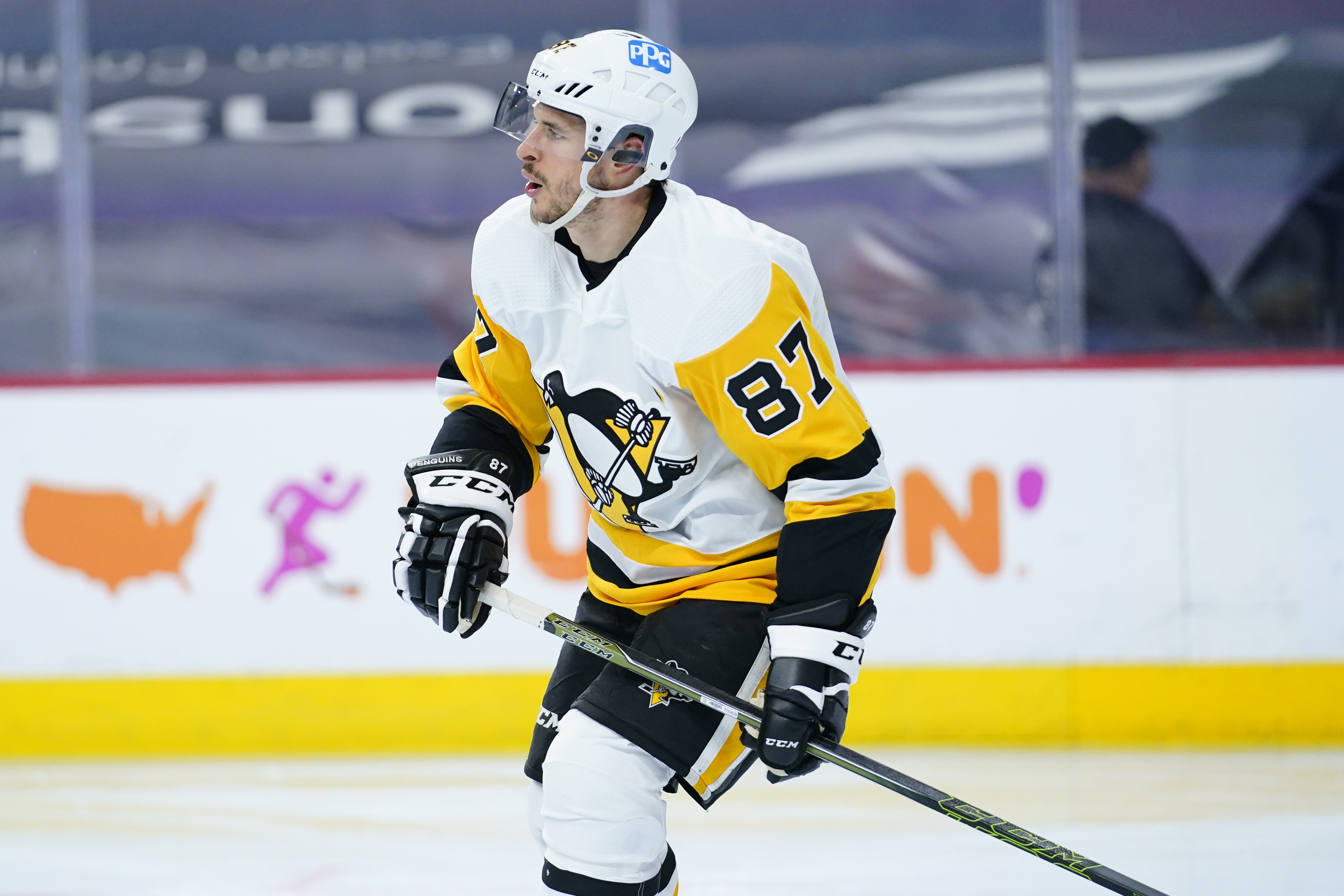 Sidney Crosby skates with Penguins for first time since wrist surgery