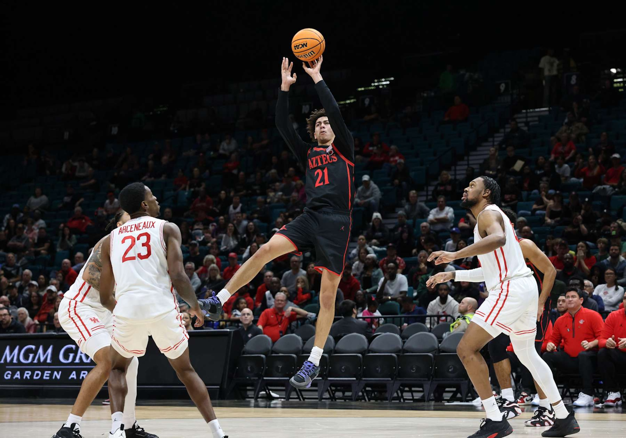 San Diego State's Miles Byrd