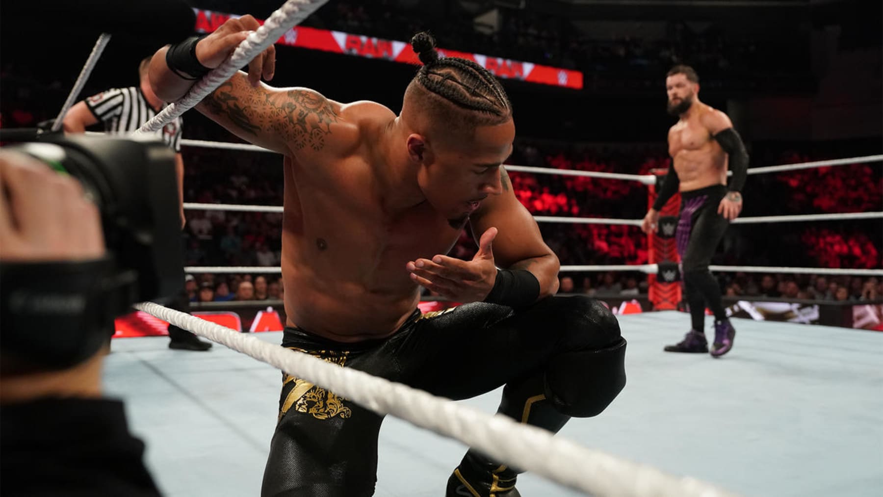 WWE Books Money in the Bank Show-Stealer, Carmelo Hayes' Grand Debut, More Raw Takes - Vimarsana News