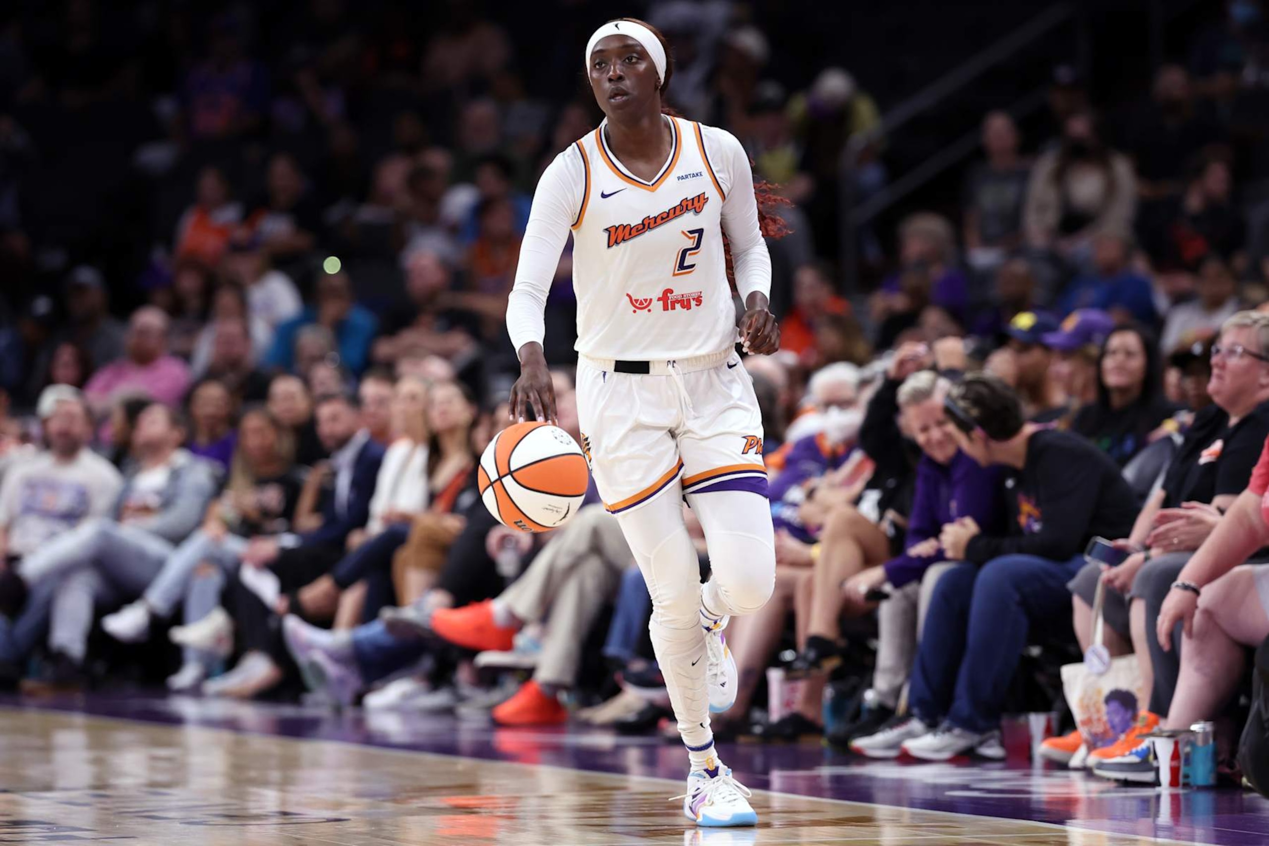 PHOENIX, ARIZONA - SEPTEMBER 03: Kahleah Copper #2 of the Phoenix Mercury controls the ball during the game against the Atlanta Dream at Footprint Center on September 03, 2024 in Phoenix, Arizona. The Mercury defeated the Dream 74-66. NOTE TO USER: User expressly acknowledges and agrees that, by downloading and or using this photograph, User is consenting to the terms and conditions of the Getty Images License Agreement.  (Photo by Chris Coduto/Getty Images)
