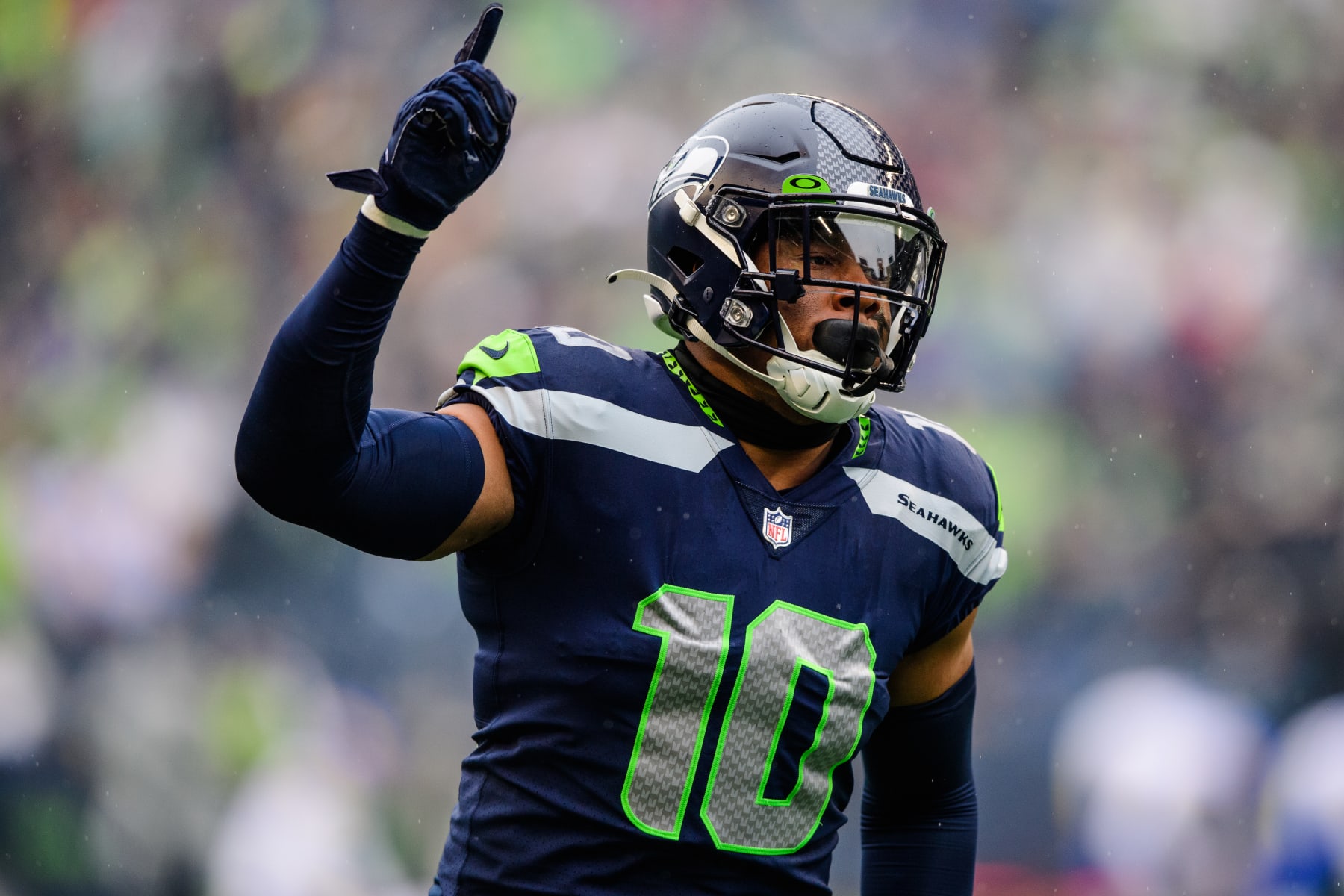 Report Uchenna Nwosu, Seahawks Agree to 3Year Contract Extension