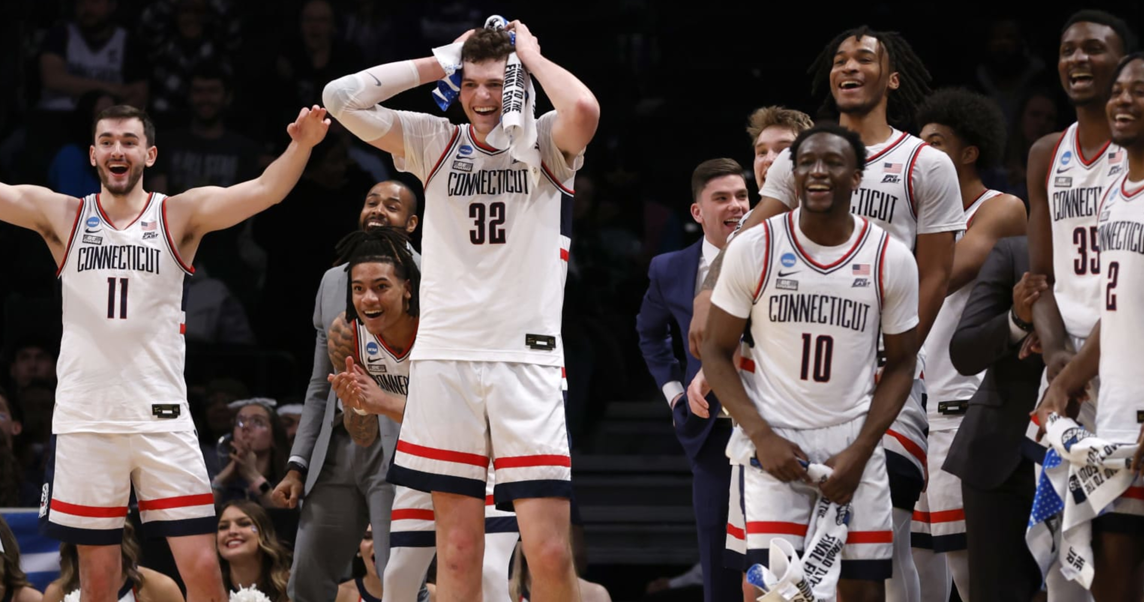 Video Vanessa Bryant Gifts UConn MCBB Unreleased Kobe 6 Shoes Before Sweet 16 News Scores Highlights Stats and Rumors Bleacher Report